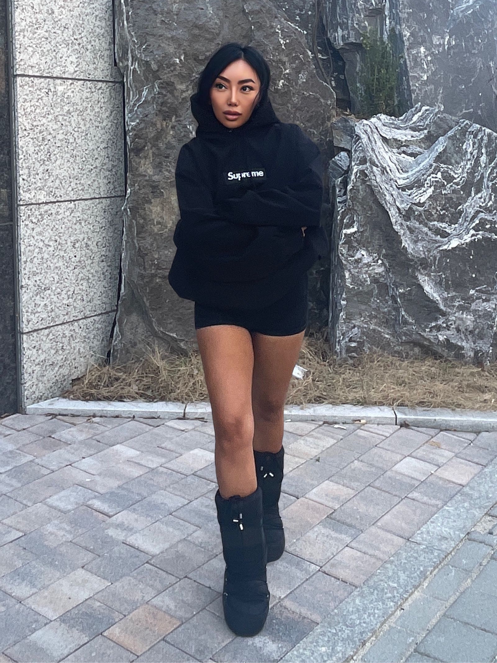 Supreme Box Logo Hooded Sweatshirt Black - 23FW 착용 스타일 - 1