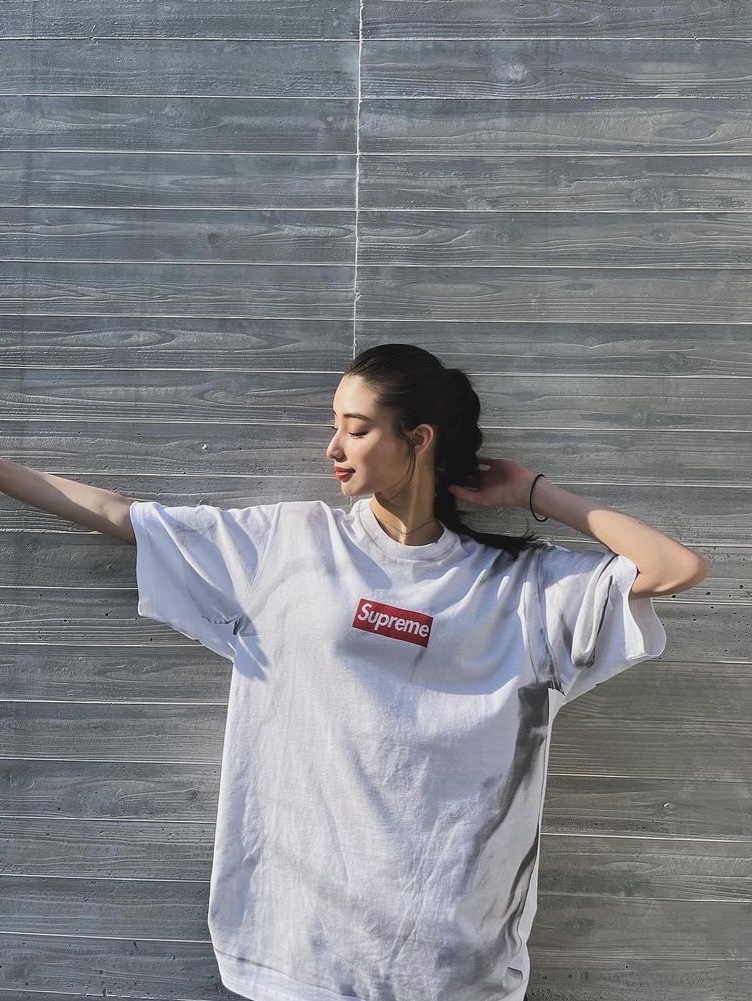 Supreme x MM6 Maison Margiela Box Logo T-Shirt White - 24SS 착용 스타일