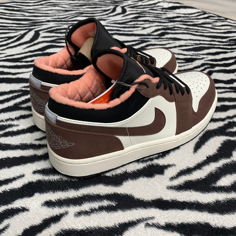 Jordan 1 Low SE Chocolate Bliss 착용 스타일