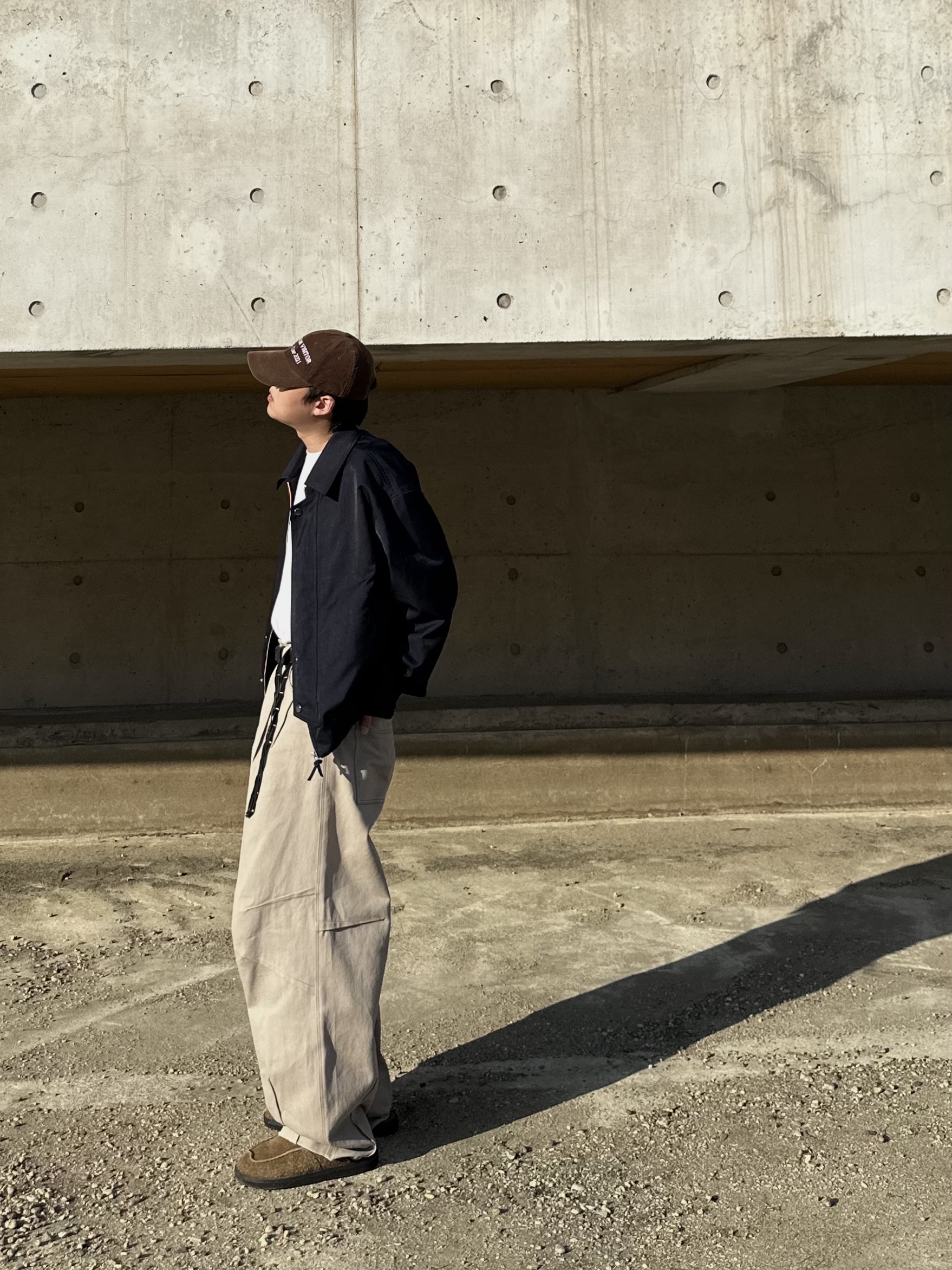 The Museum Visitor Corduroy Ball Cap Brown 착용 스타일 - 3