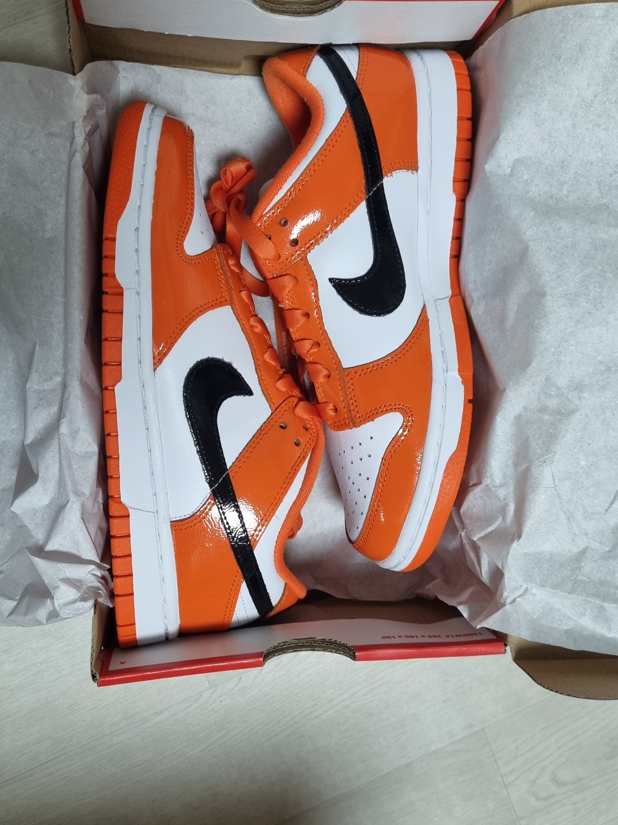 (GS) Nike Dunk Low Safety Orange 착용 스타일