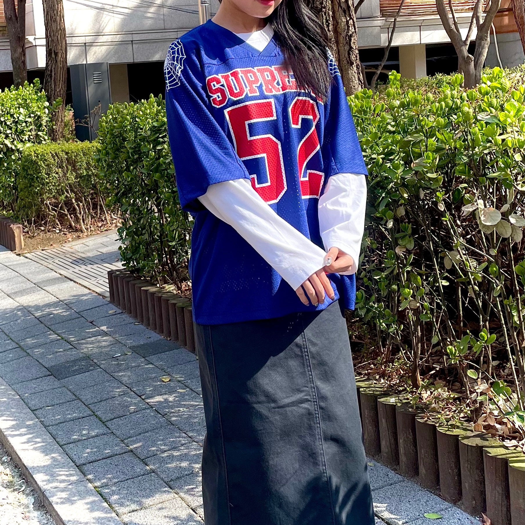 Supreme Spiderweb Football Jersey Navy - 24SS 착용 스타일 - 2