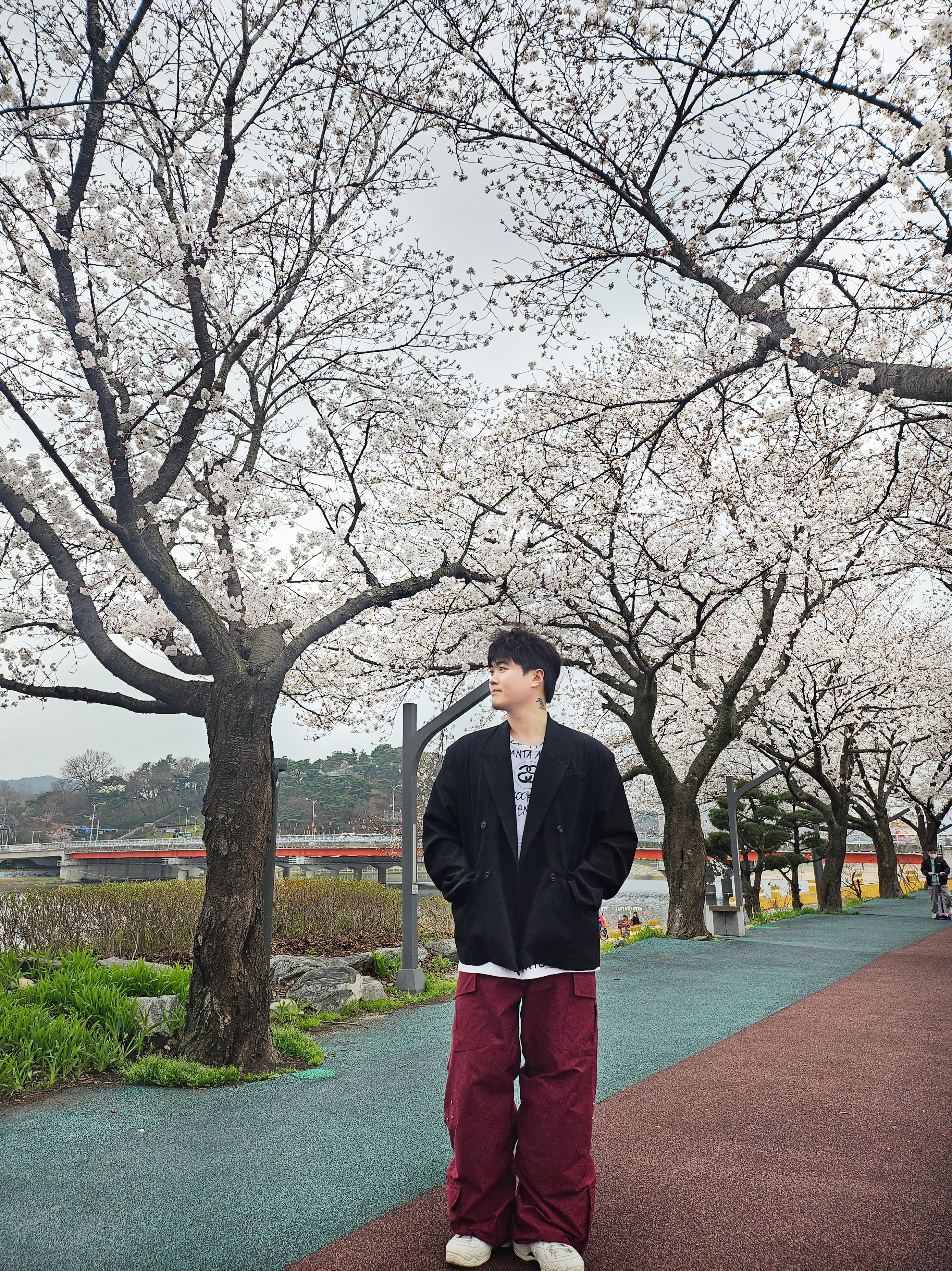 Stussy x Takahiromiyashita The Soloist 40 WT T-Shirt, Nike x Comme des Garcons Homme Plus Air Foamposite One White 착용 스타일 - 2
