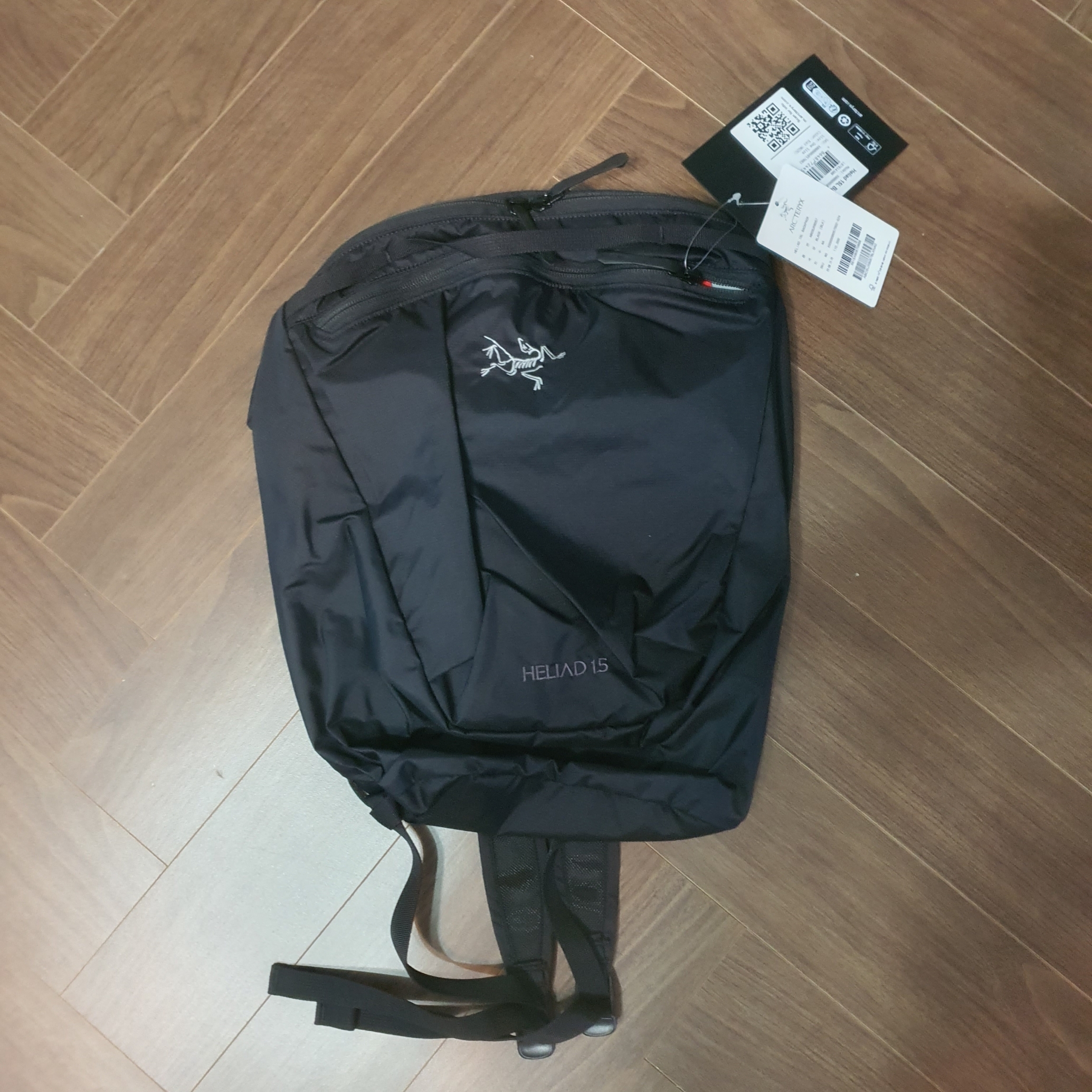 Arc'teryx Heliad 15 Backpack Black 착용 스타일