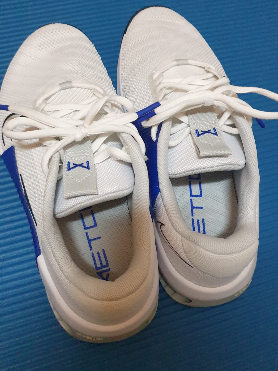 Nike Metcon 9 White Racer Blue 착용 스타일