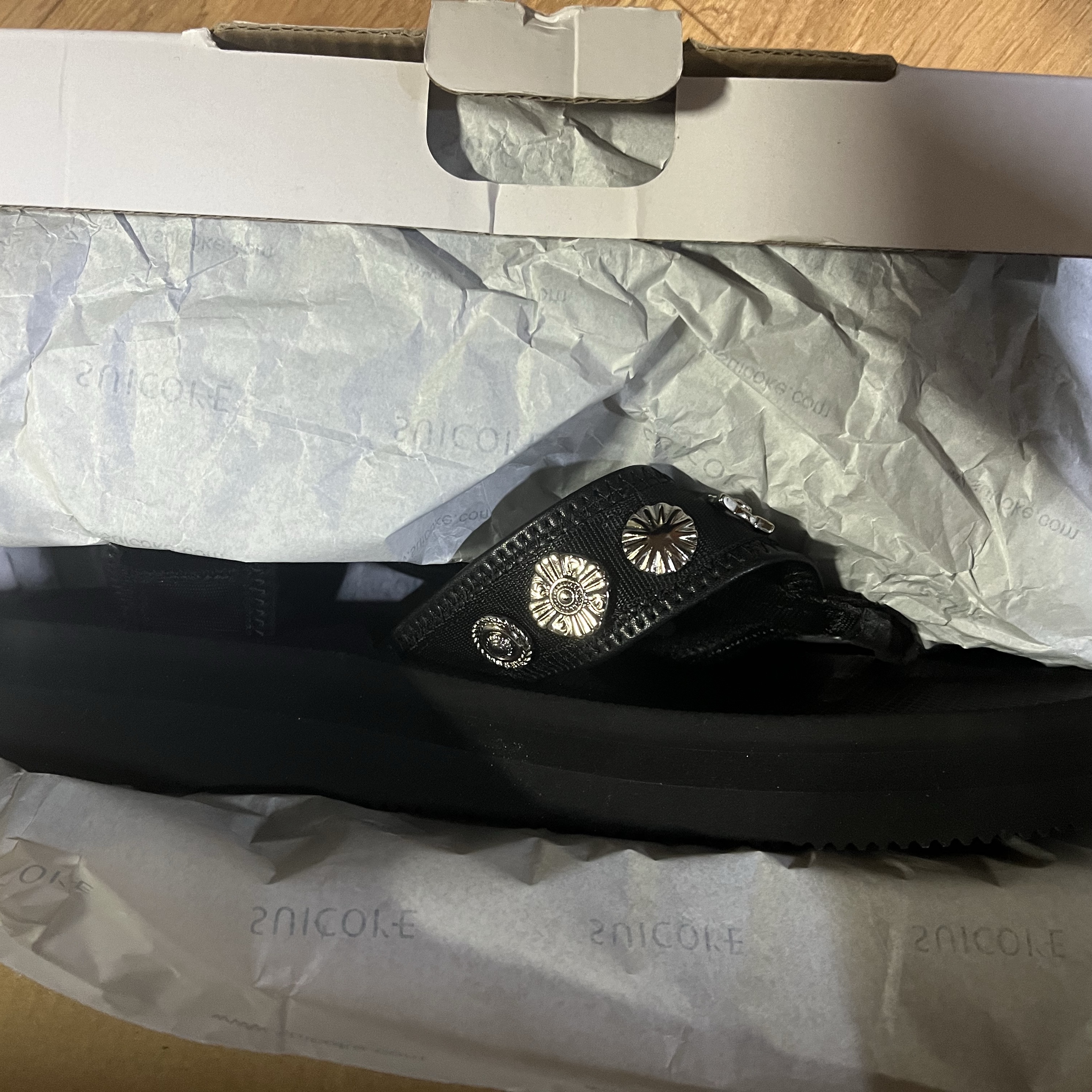 Toga x Suicoke Tono Sandals Black 착용 스타일