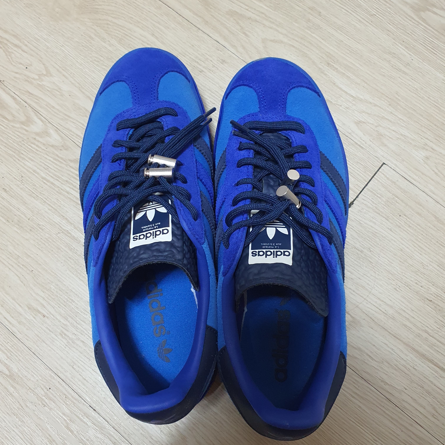 (W) Adidas x Ordinary People Gazelle Bold Bright Royal Semi Lucid Blue 착용 스타일