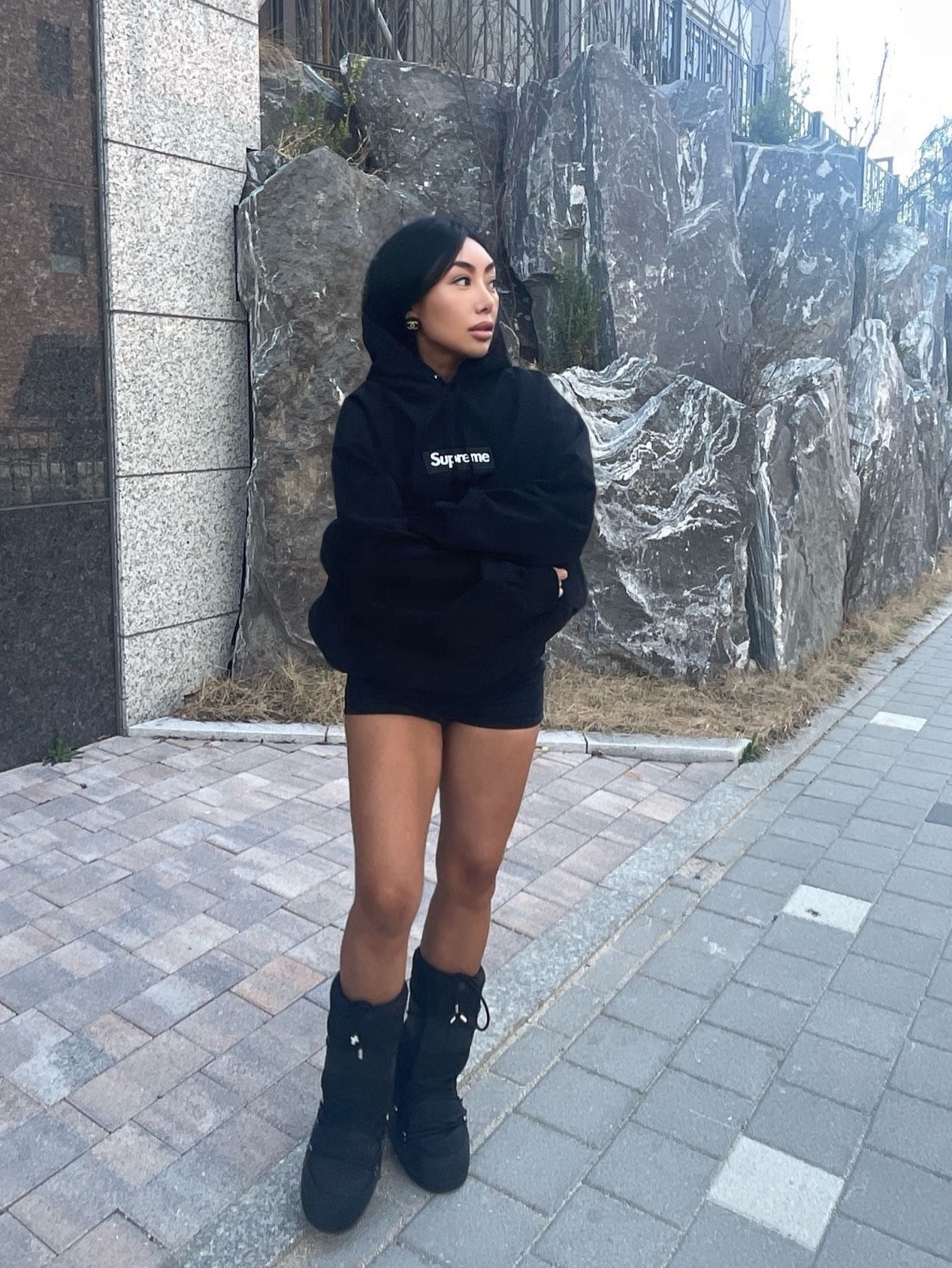 Supreme Box Logo Hooded Sweatshirt Black - 23FW 착용 스타일 - 2