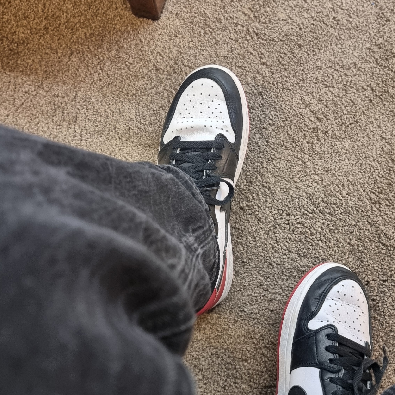 Jordan 1 Retro Low OG Black Toe 착용 스타일