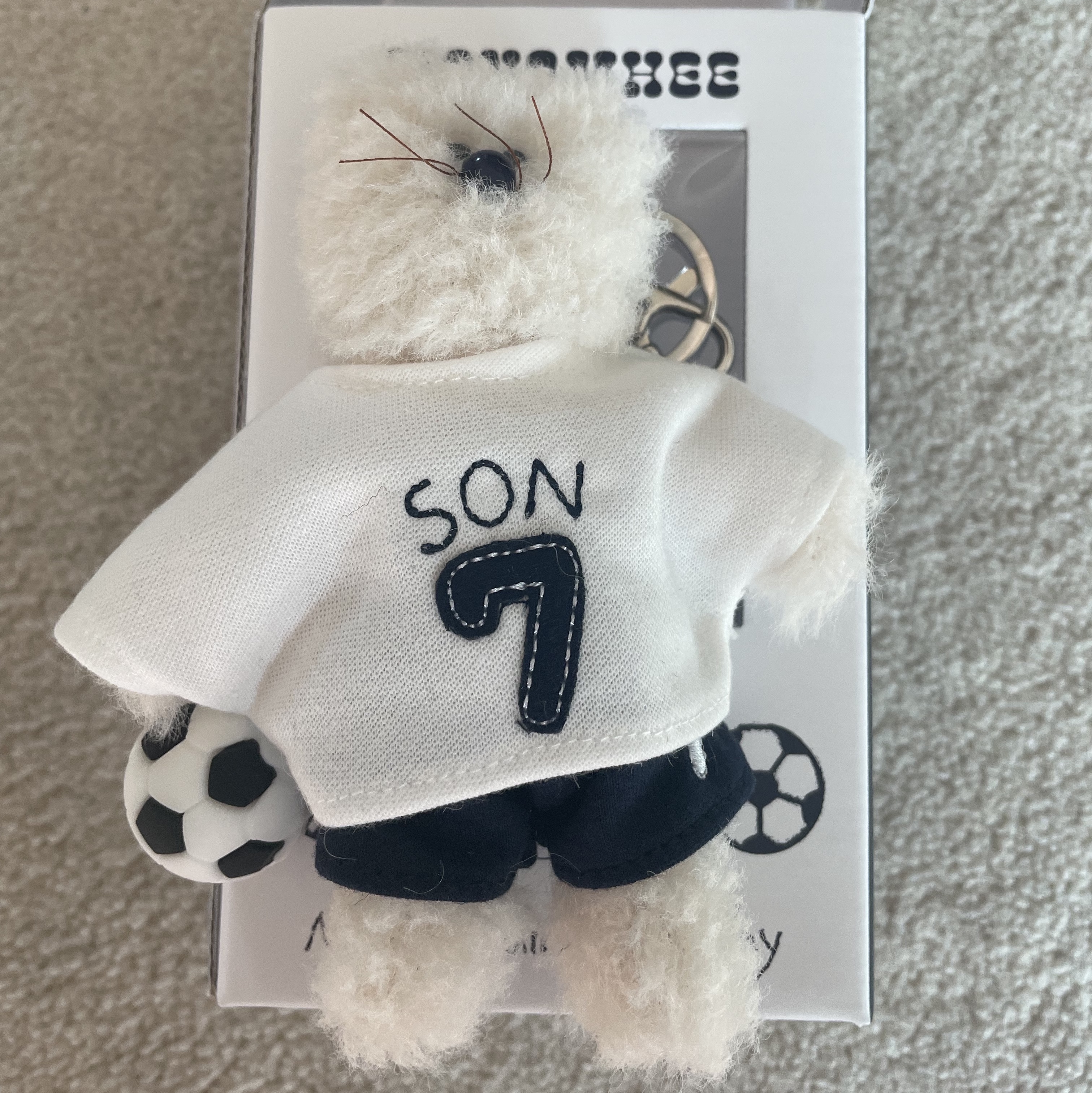 [예약 배송] NOS7 x Monamhee SON.hee Cream 착용 스타일