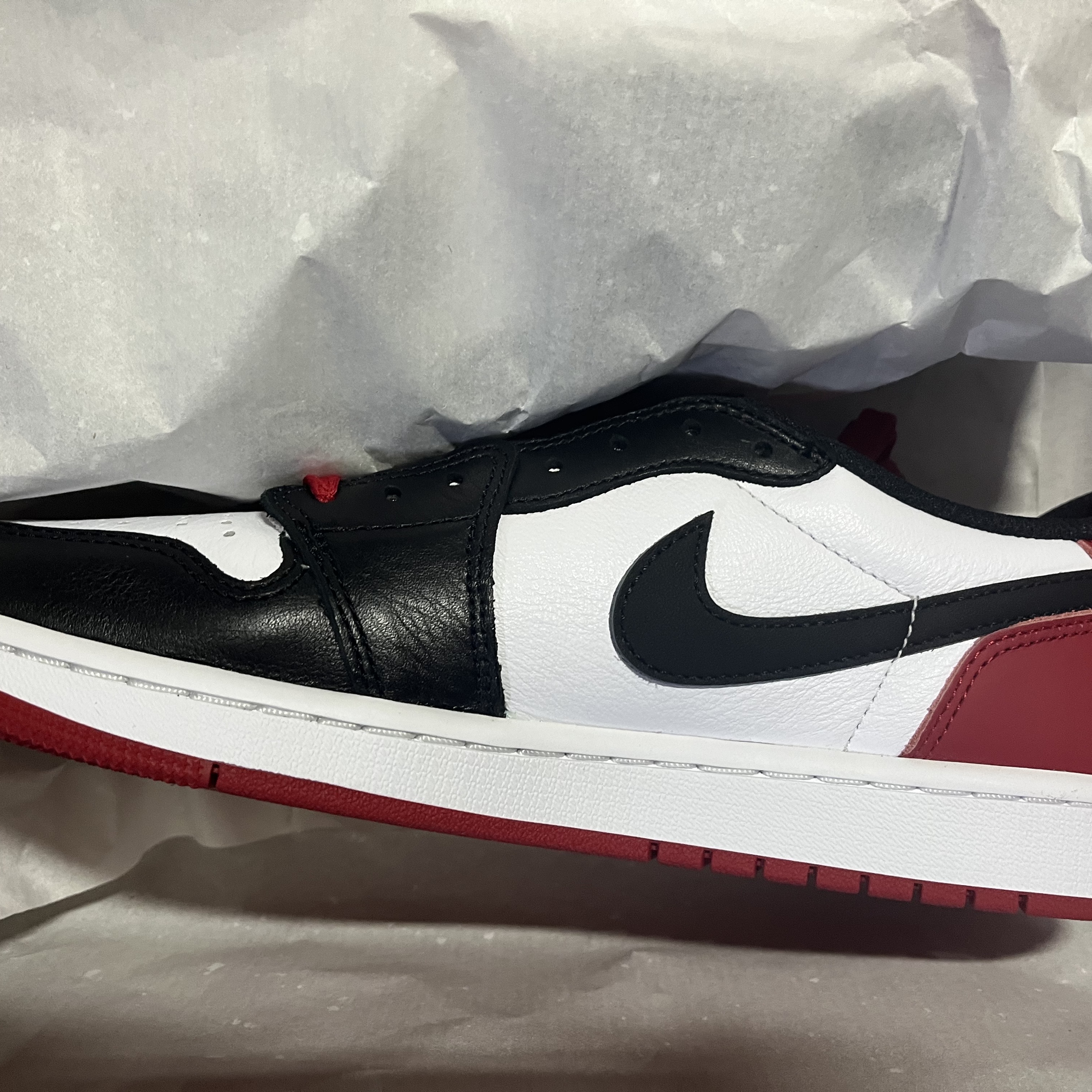 Jordan 1 Retro Low OG Black Toe 착용 스타일