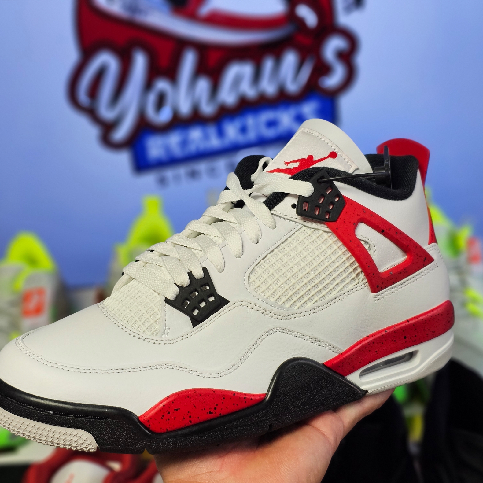 Jordan 4 Retro Red Cement 착용 스타일