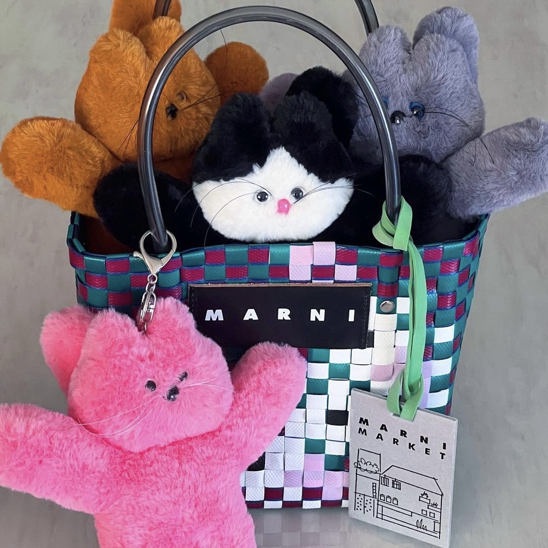 Lelbobrown Little Cat Keyring Hendrix 착용 스타일