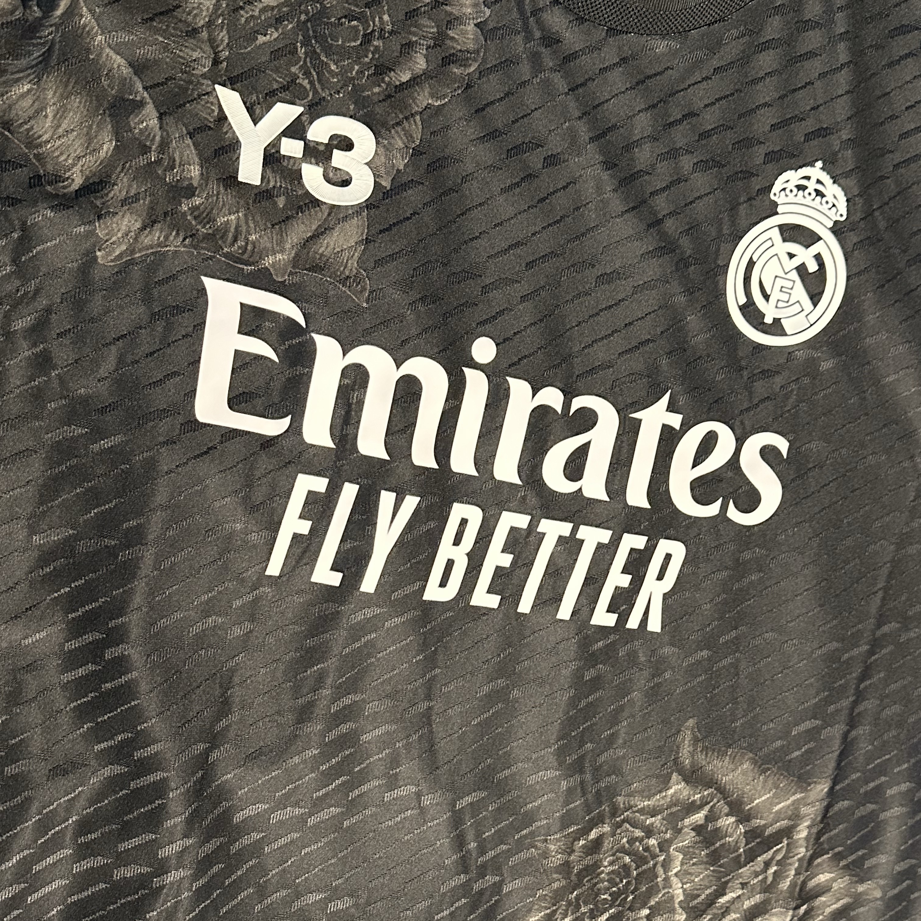 Y-3 x Real Madrid 2023/24 4th Authentic Jersey Black (Non Marking Ver.) - KR Sizing 착용 스타일