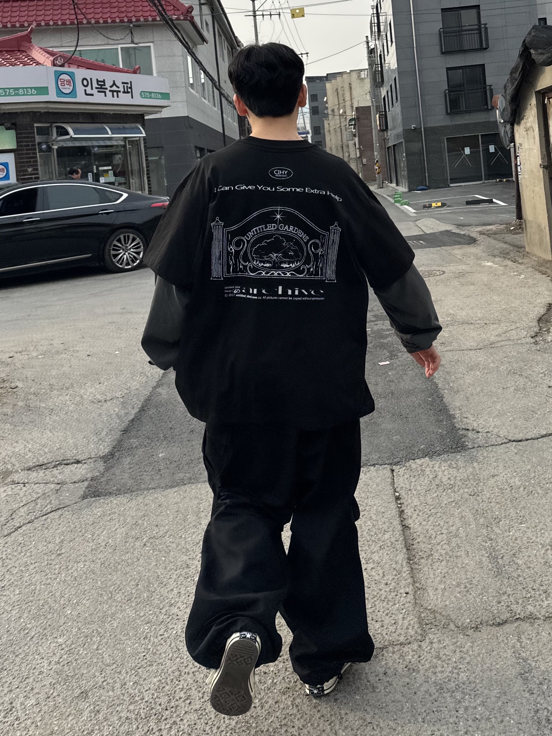 Nonnod Side Zip Cargo Pants Black, Converse Chuck 70 Ox Black - Standard 착용 스타일 - 2