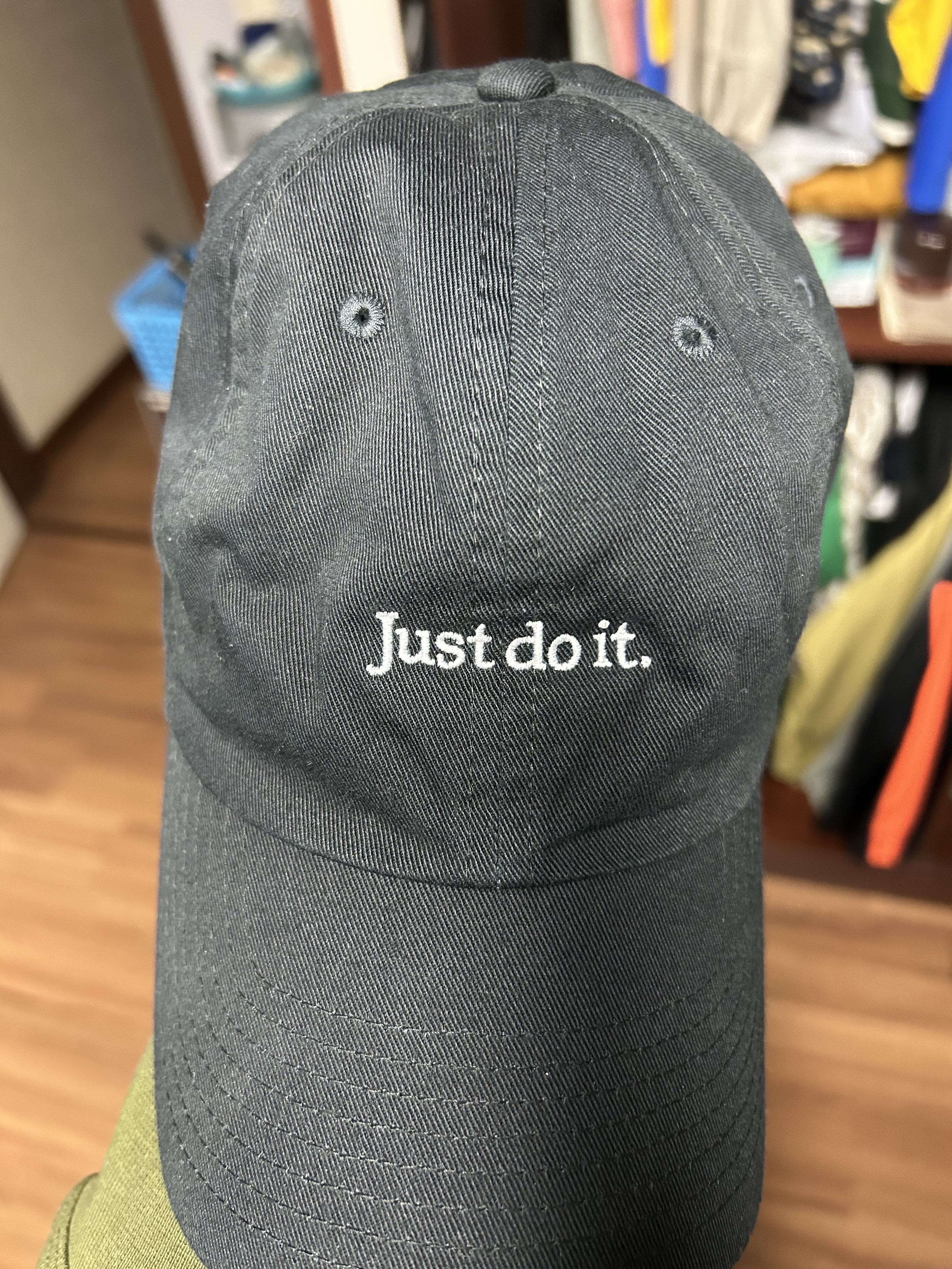 Nike Heritage 86 Just Do It Cap Black 착용 스타일