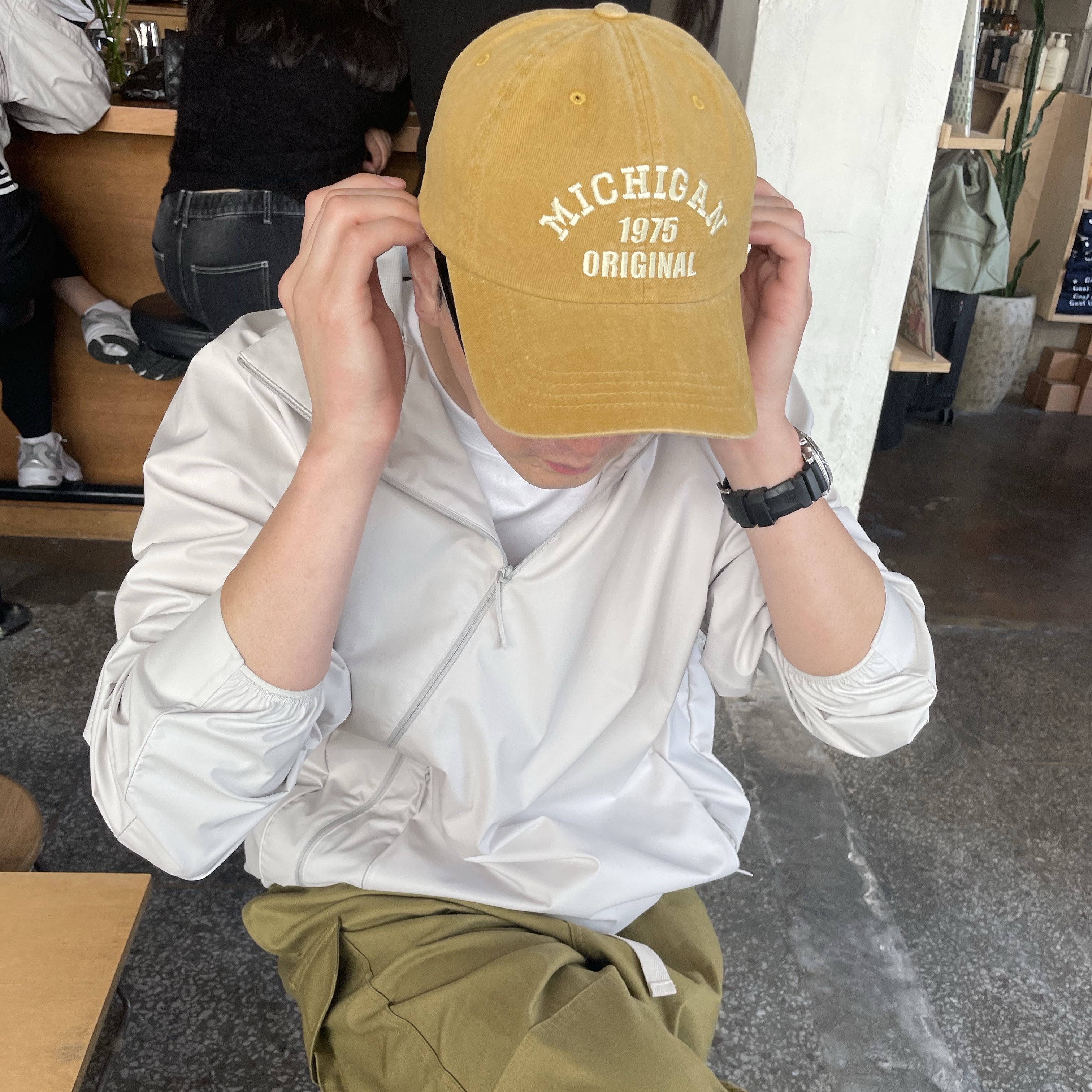 Post Archive Faction (Paf) 5.0 Technical Jacket Center Olive Green 착용 스타일