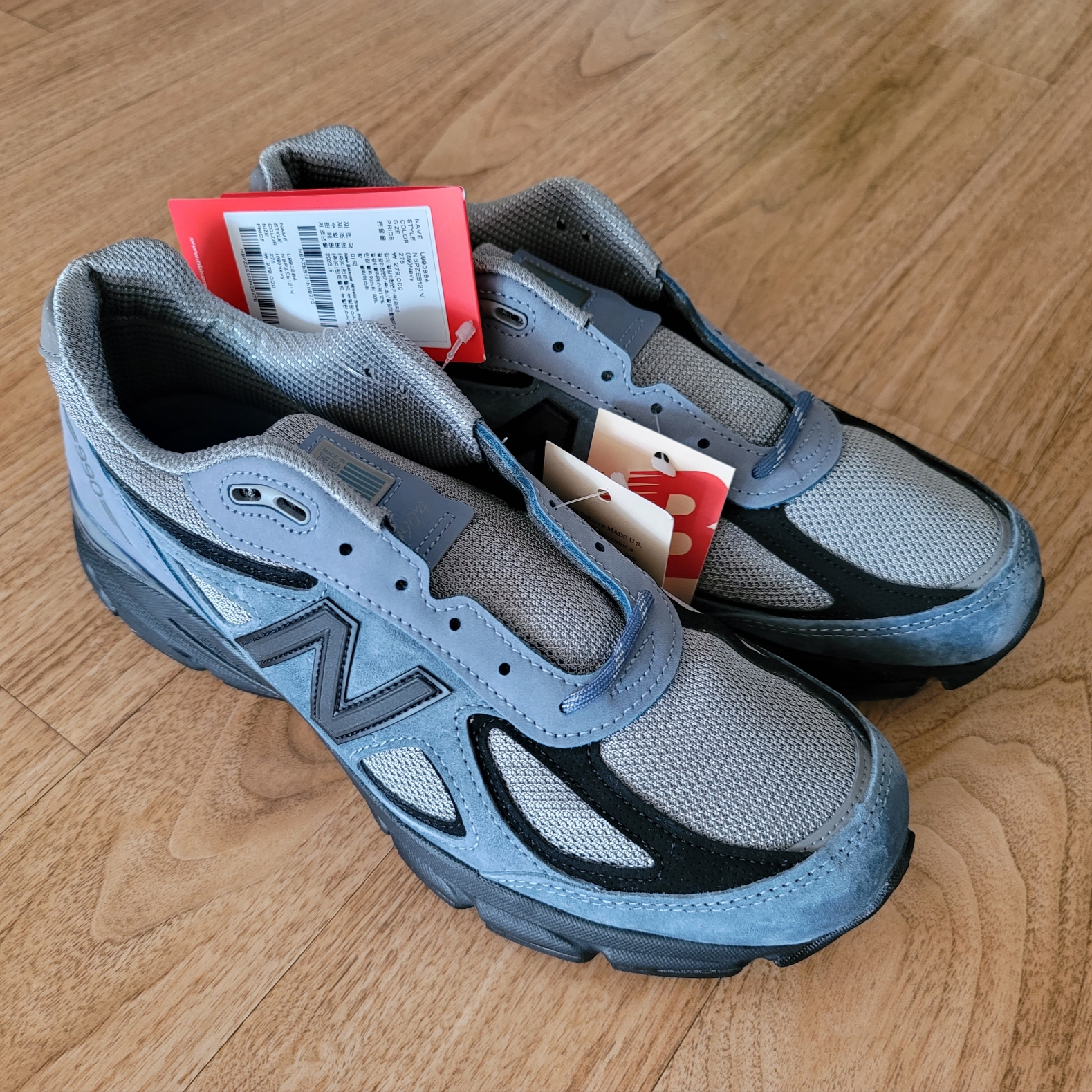 New Balance 990v4 Made in USA Arctic Grey 착용 스타일