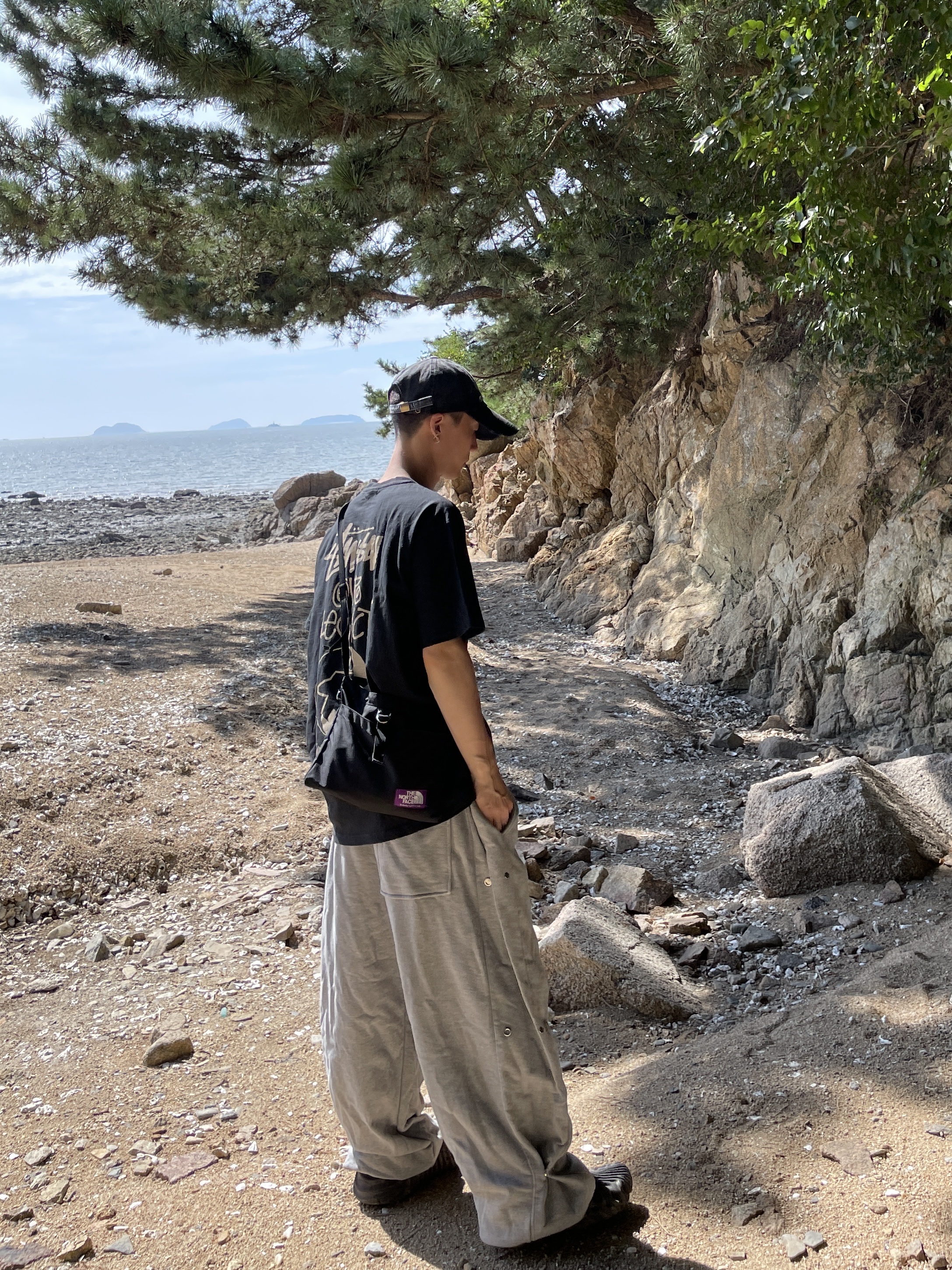 Stussy x Our Legacy Surfman Pigment Dyed T-Shirt Black, Stussy x Our Legacy Surfman Pig. Dyed T-Shirt Black - 21FW 착용 스타일