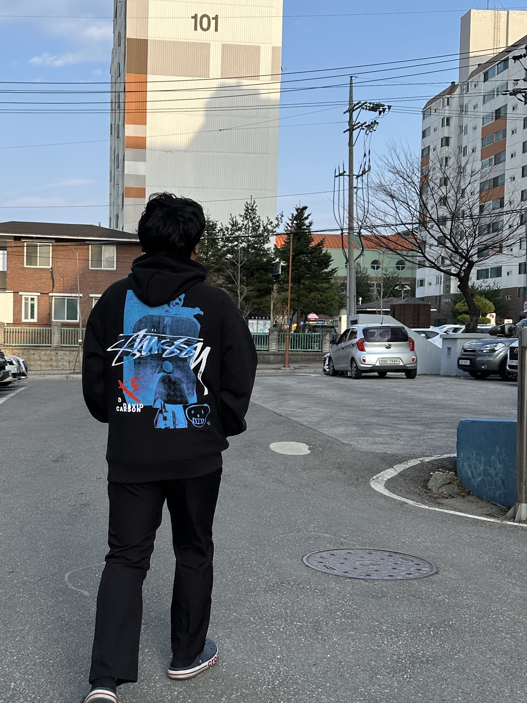 Stussy David Carson Vespa Hoodie Black, Nike Heritage 86 Futura Washed Cap White 착용 스타일 - 2