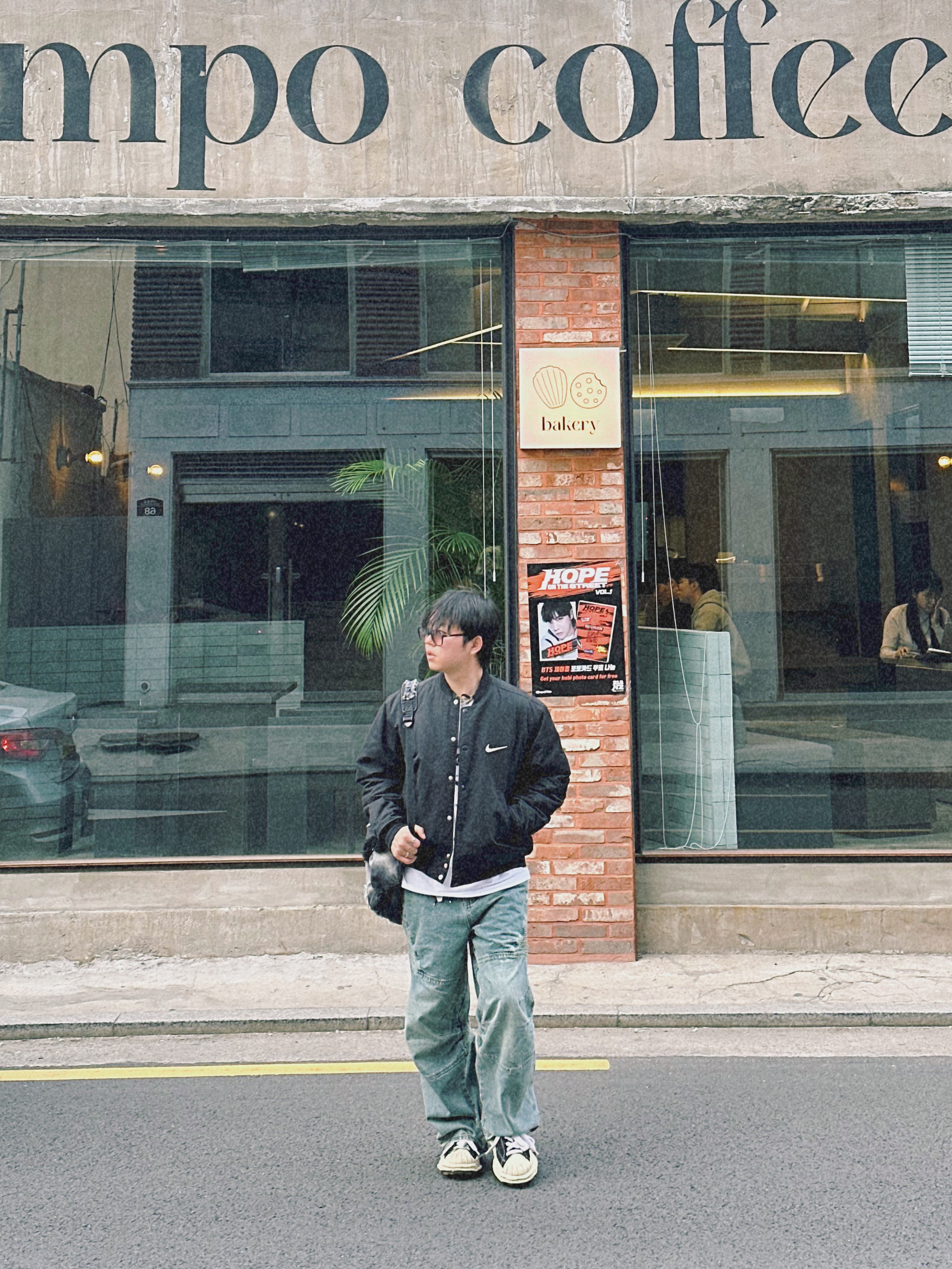 Nike x Stussy Reversible Jacket Black (FJ9153-010), Maison Mihara Yasuhiro Blakey VL OG Sole Canvas Low-top Sneakers Black 착용 스타일 - 9
