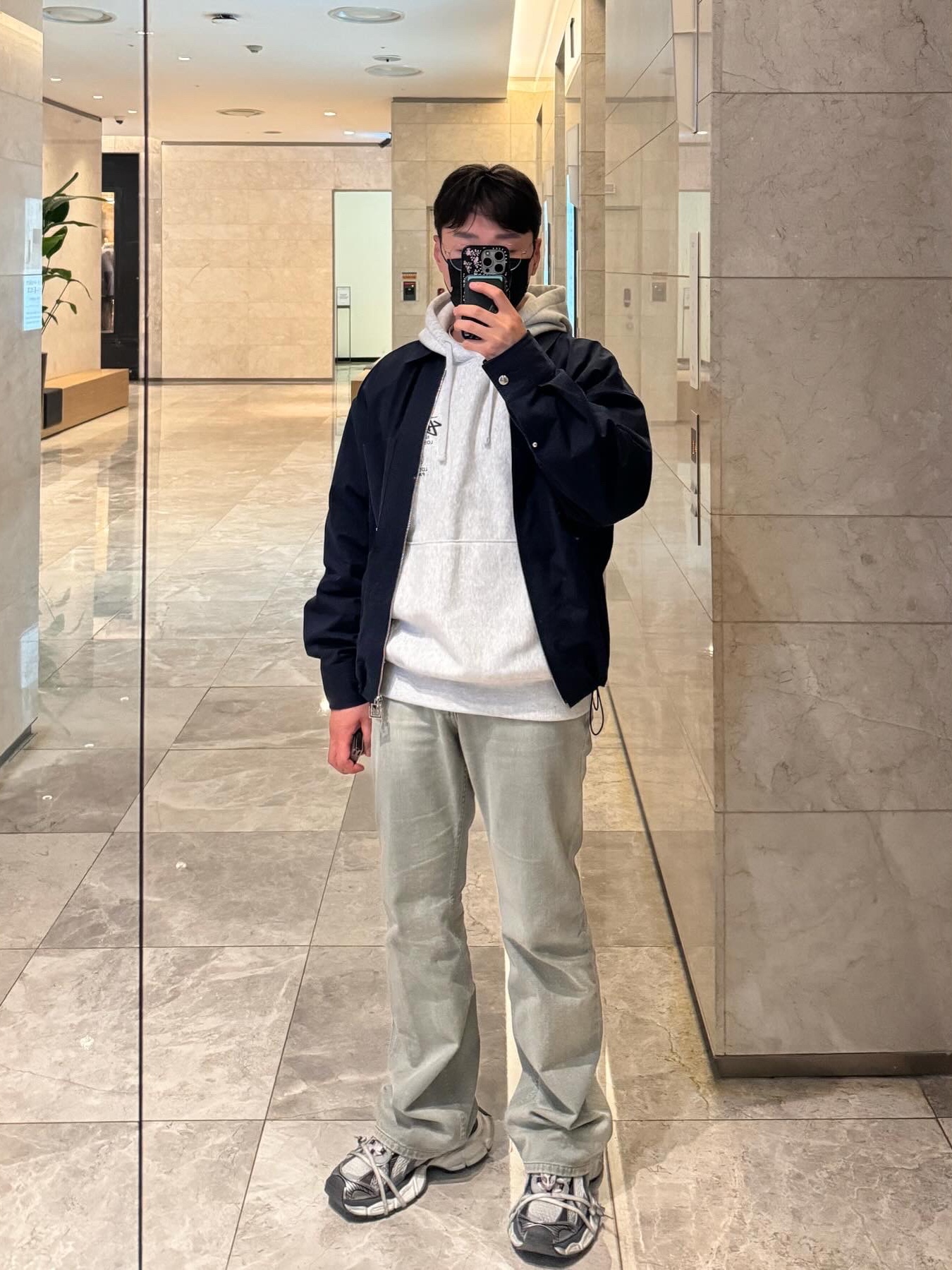Stussy Basic Stussy Hoodie Ash Heather, Wooyoungmi Straight Denim Pants Mint - 23FW 착용 스타일 - 1