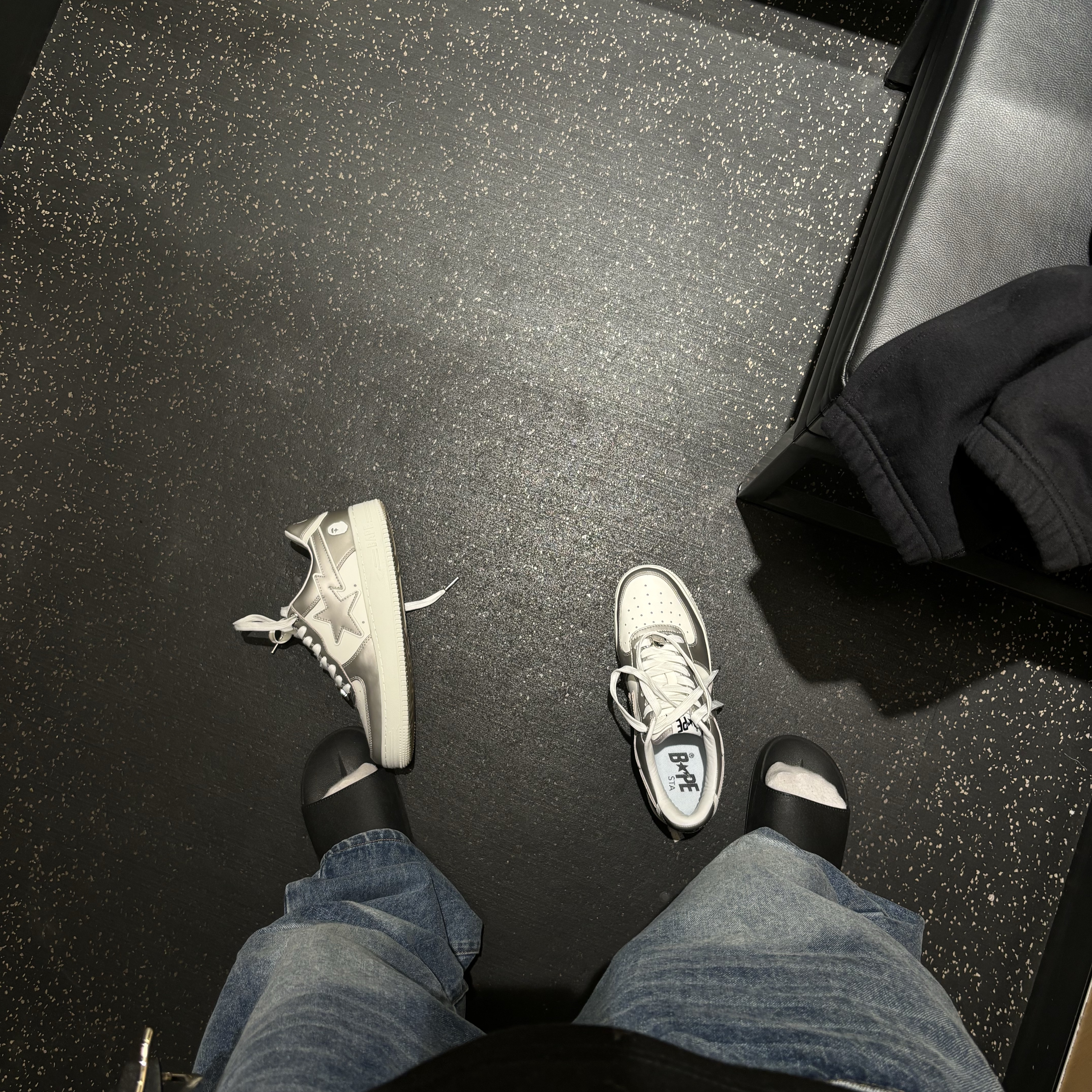 (W) BAPE Bape Sta #4 Silver White 착용 스타일 - 1