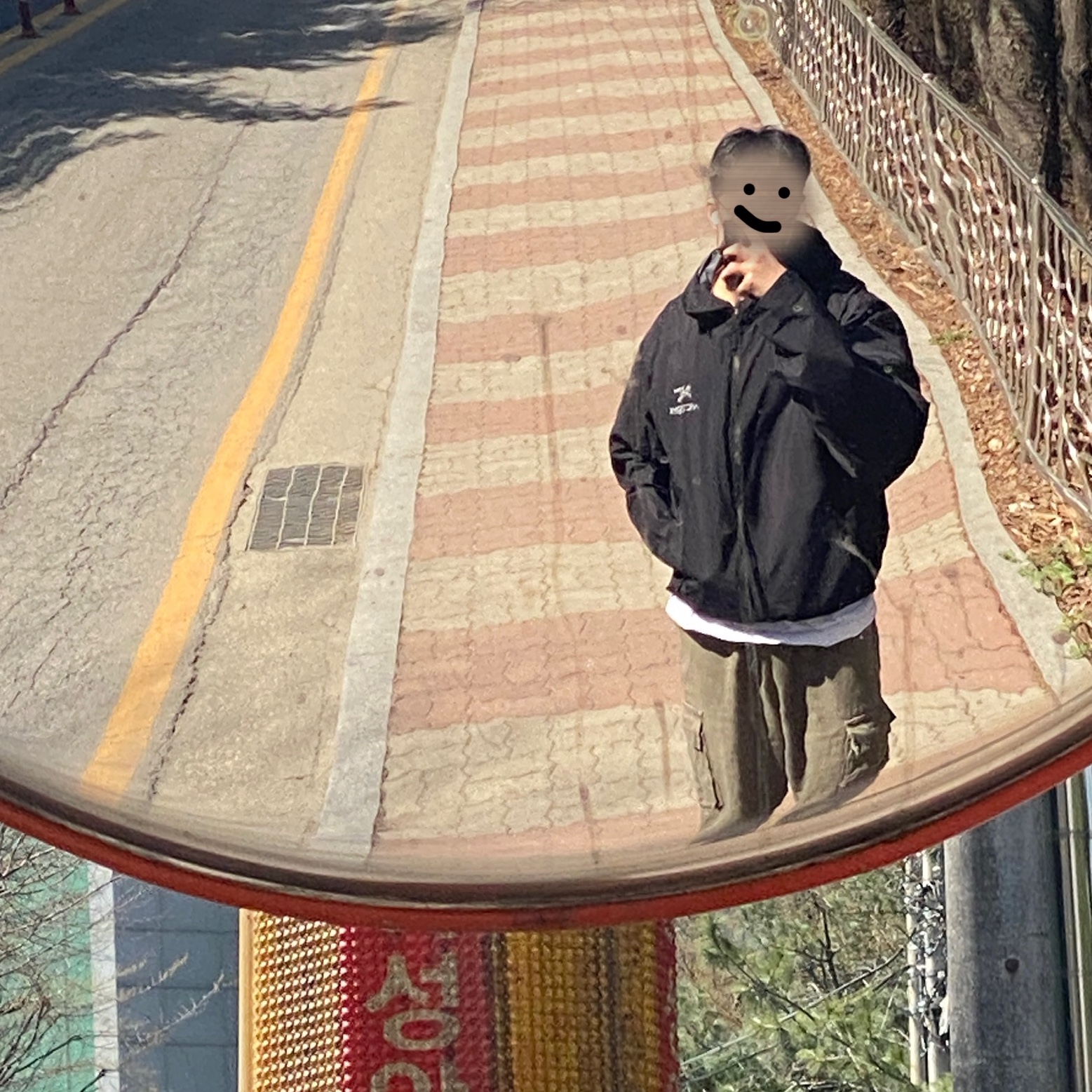 Arc'teryx Beta LT Jacket Black 착용 스타일