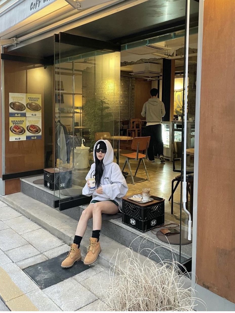 Supreme New Era S Logo Beanie Black - 23FW, Timberland Premium 6 inch Waterproof Boot Wheat Nubuck - Wide 착용 스타일 - 1