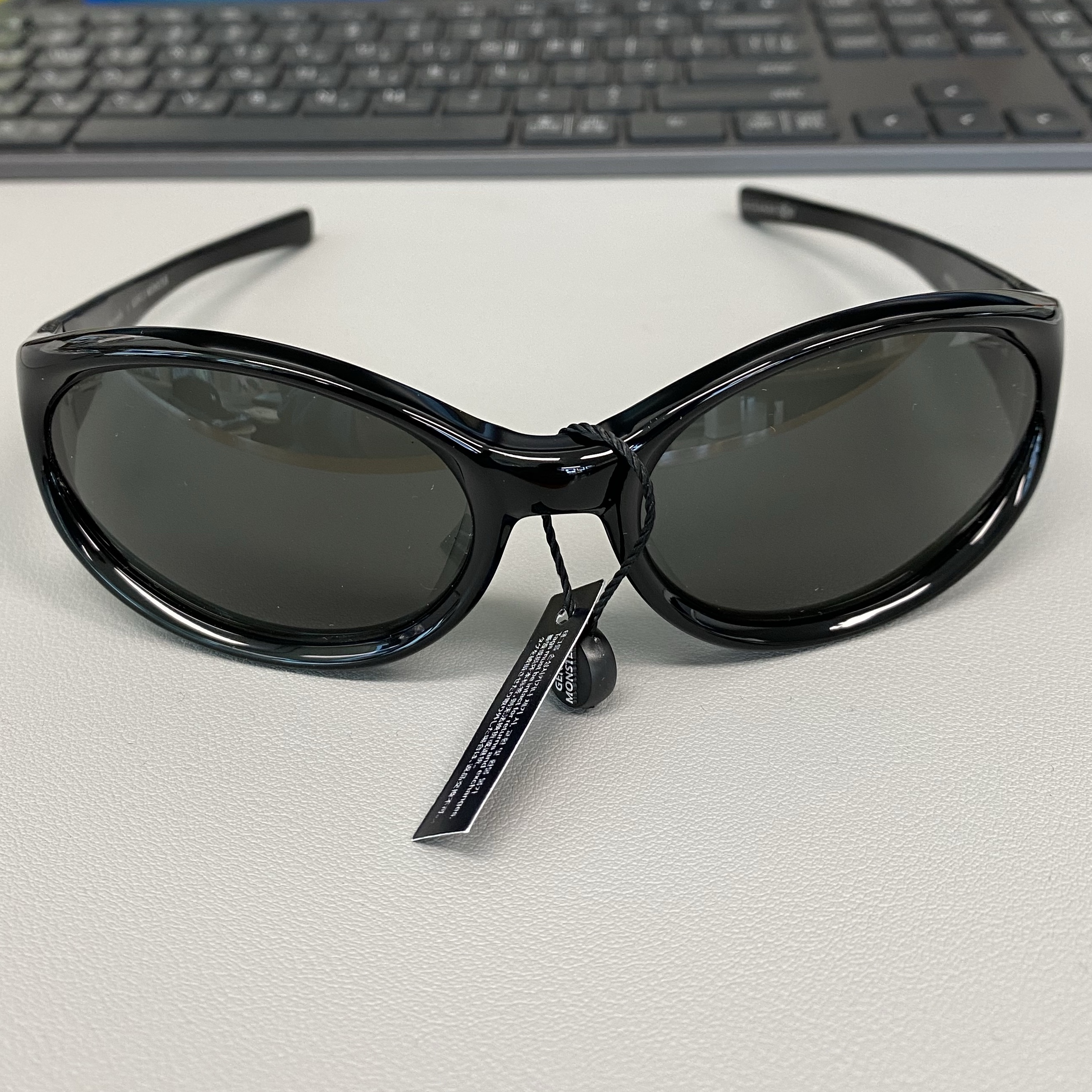 Gentle Monster x Maison Margiela MM104 Black Black 착용 스타일 - 1