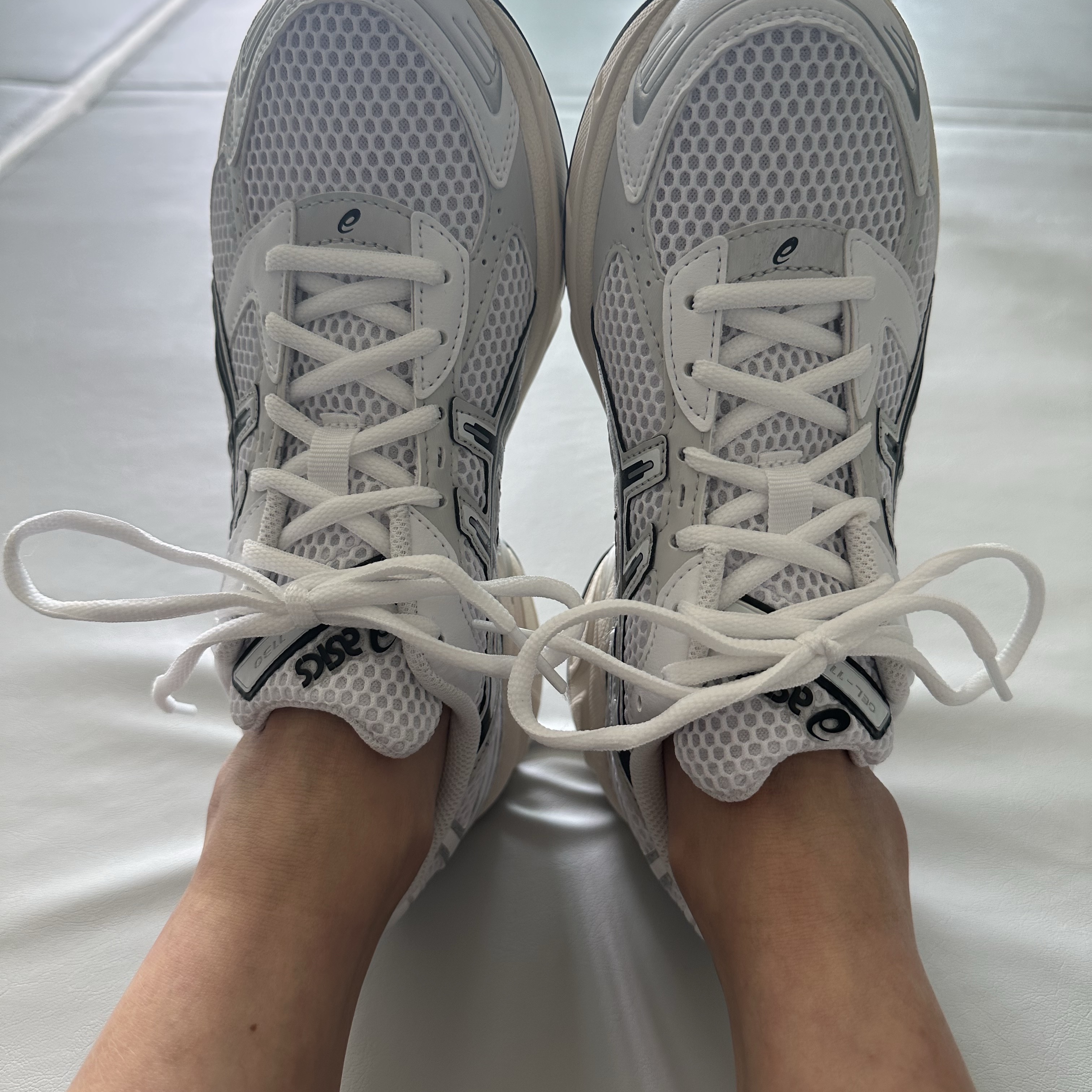 Asics Gel-1130 White Cloud Grey 착용 스타일
