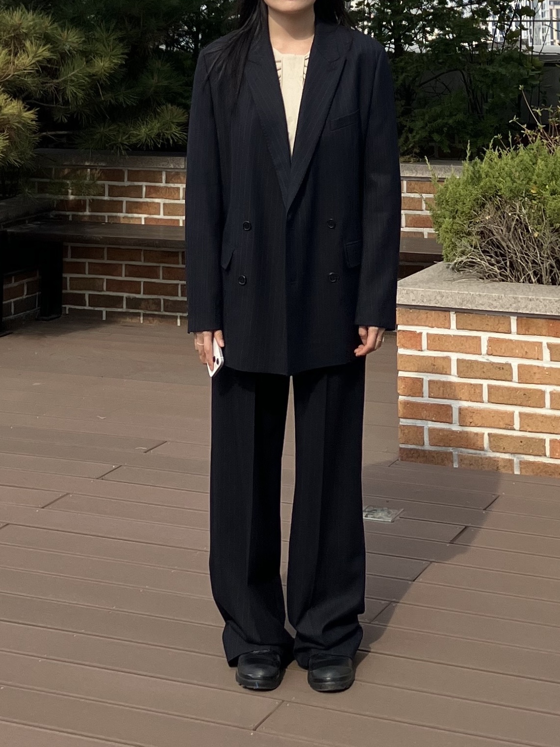 [KREAM 단독] Lhas De Base Relax-Rised Back Tap Pants R Navy Stripe, [KREAM 단독] Lhas De Base Genderless Double Breasted Mens Jacket R Navy Stripe 착용 스타일 - 5