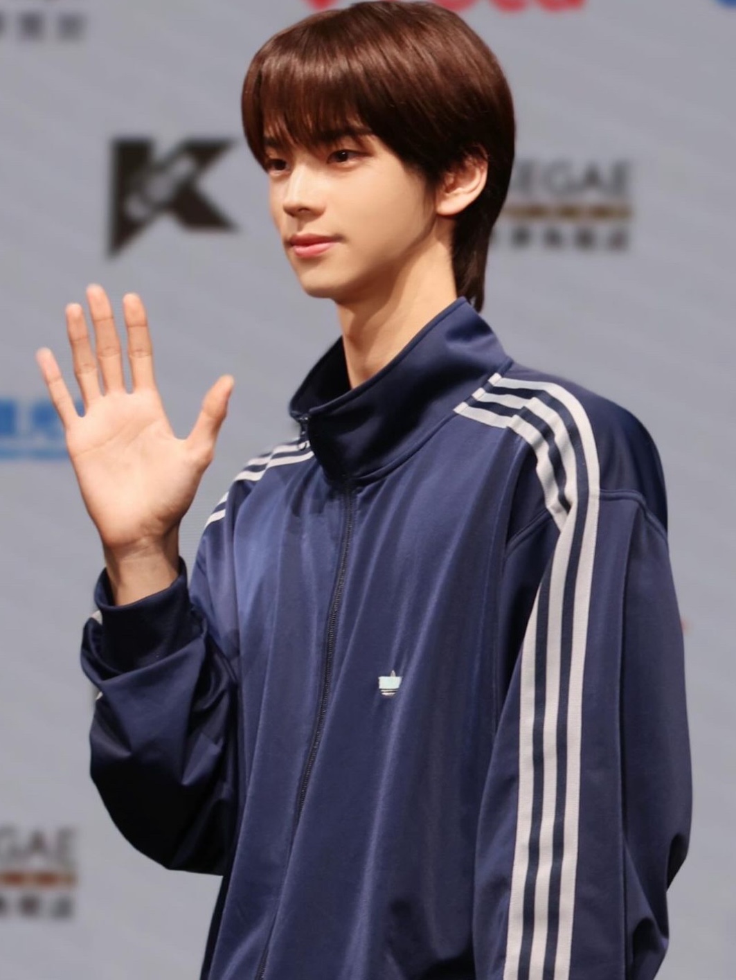 Adidas Originals Beckenbauer Track Jacket Night Indigo - KR Sizing 착용 스타일 - 4
