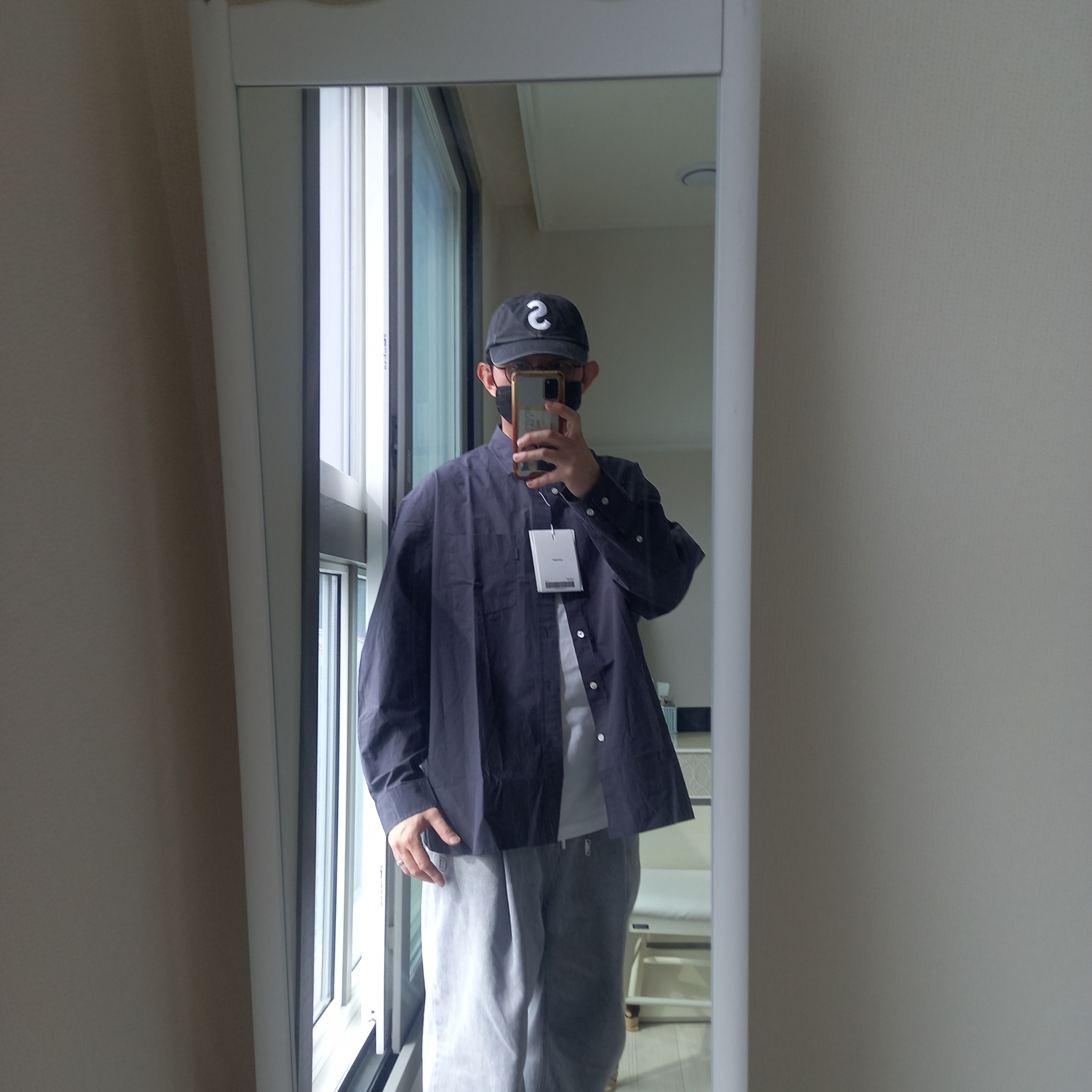 Pottery Comfort Shirt Navy, Supreme Pigment Canvas S Logo 6-Panel Black - 23SS 착용 스타일 - 1