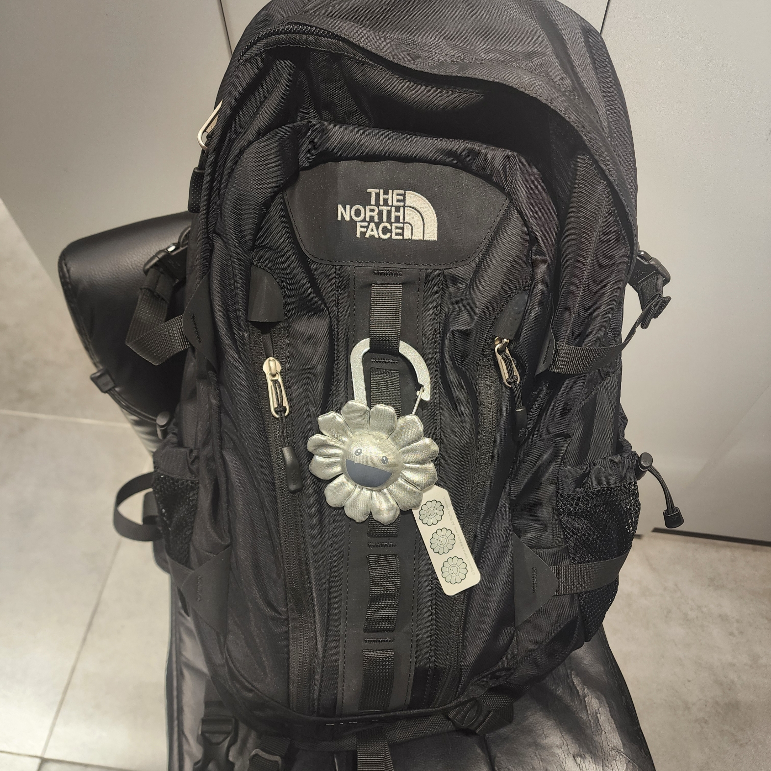The North Face Big Shot Black 착용 스타일