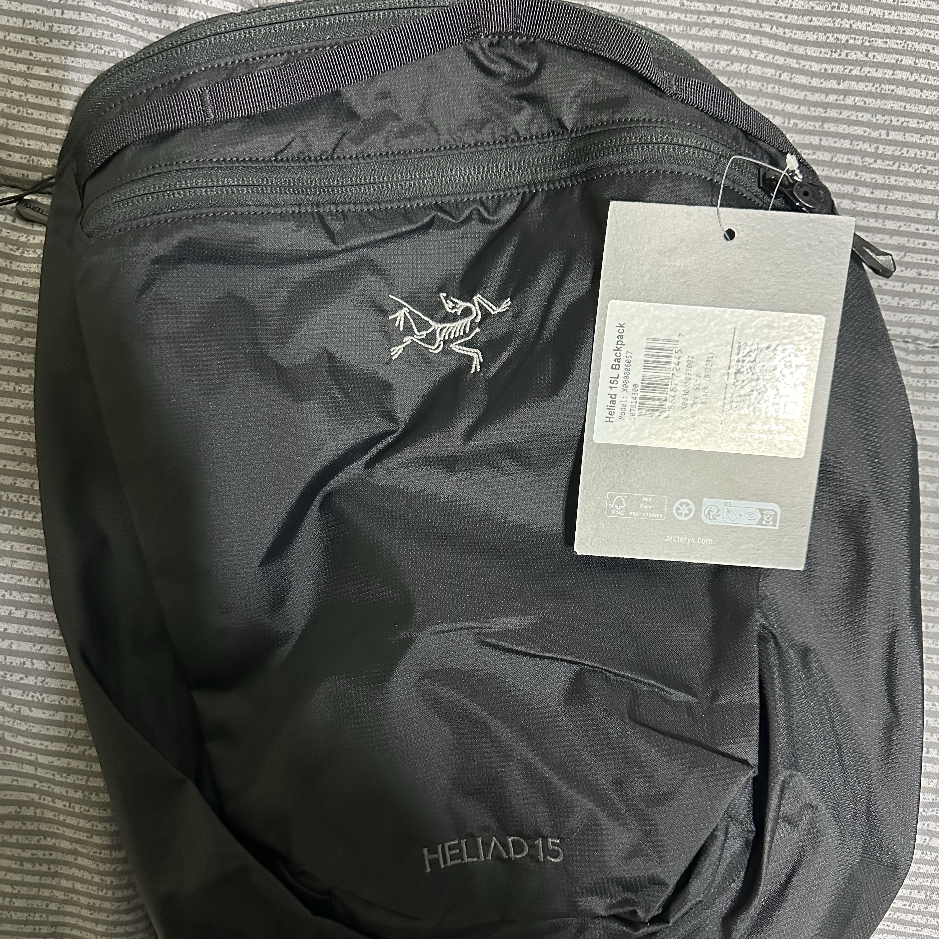 Arc'teryx Heliad 15 Backpack Black 착용 스타일