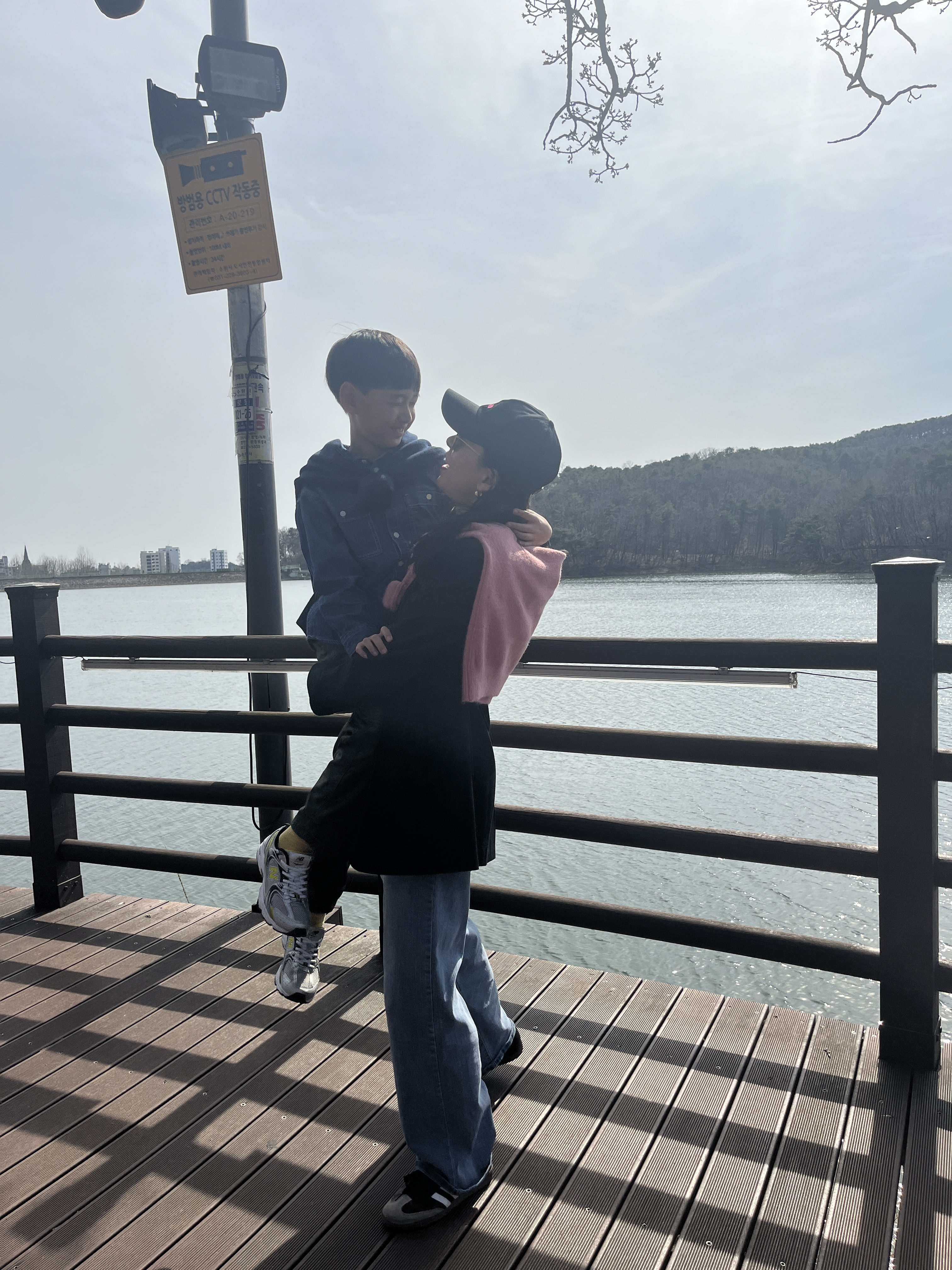 New Balance 530 Silver 착용 스타일 - 5