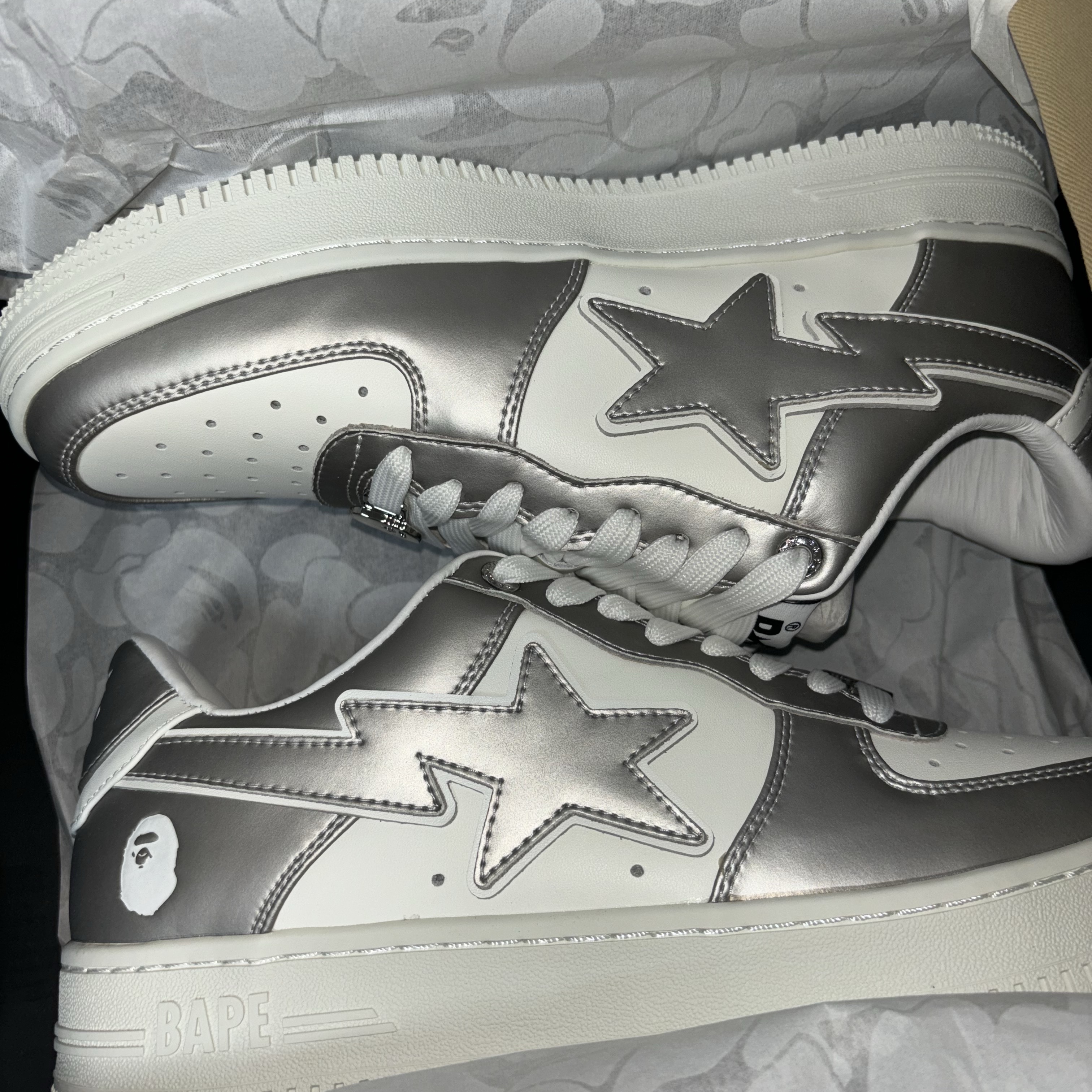 (W) BAPE Bape Sta #4 Silver White 착용 스타일 - 2