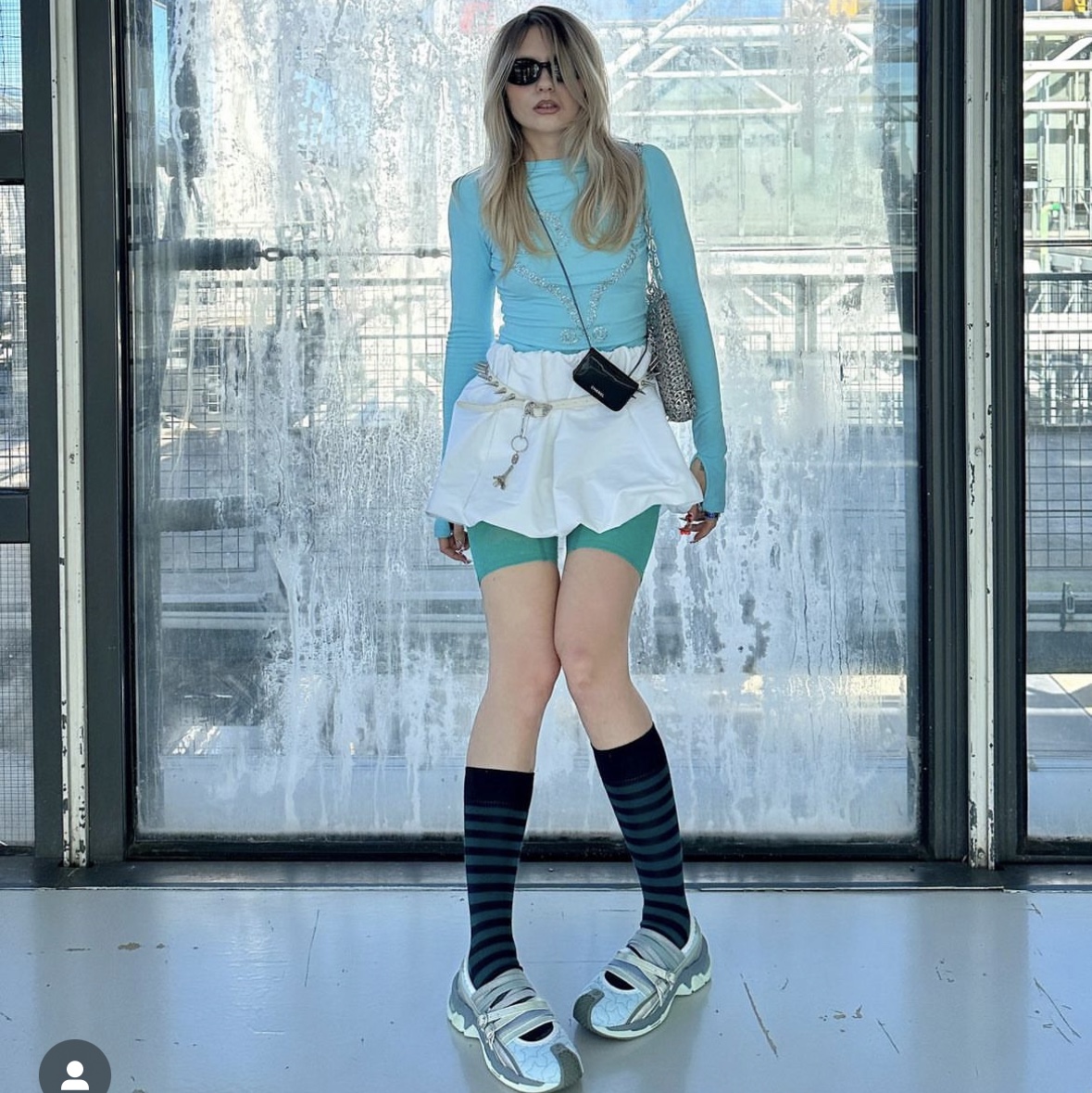 (W) Asics x Kiko Kostadinov x Heaven by Marc Jacobs Gel-Lokros Faded Denim Pale Aqua 착용 스타일 - 5