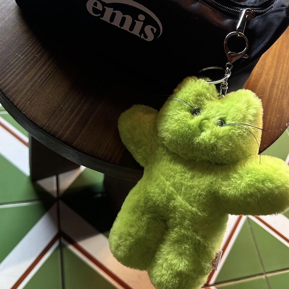 Lelbobrown Little Cat Keyring Pea 착용 스타일