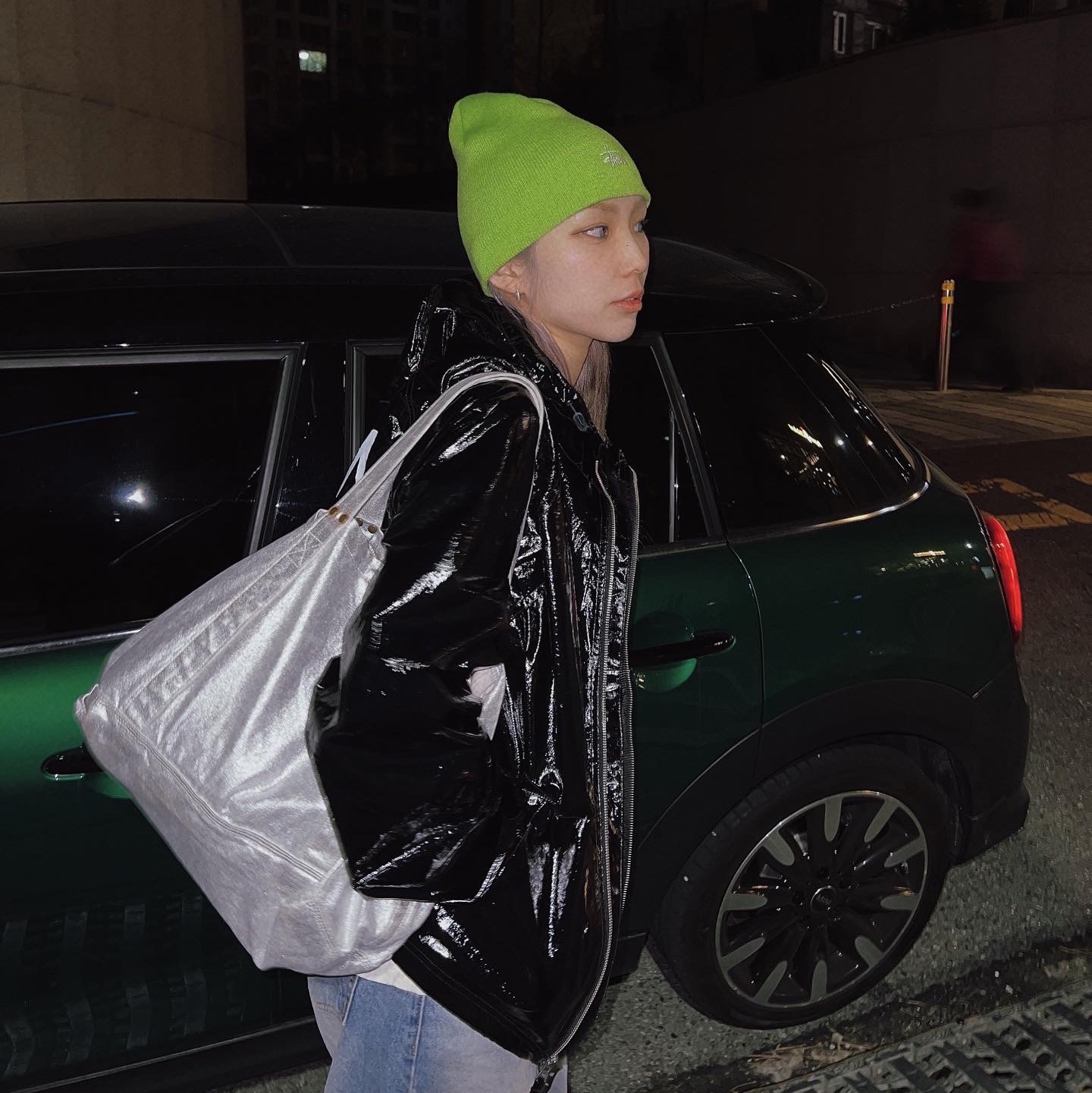Stussy Beach Shell Coated Ripstop Black 착용 스타일 - 5