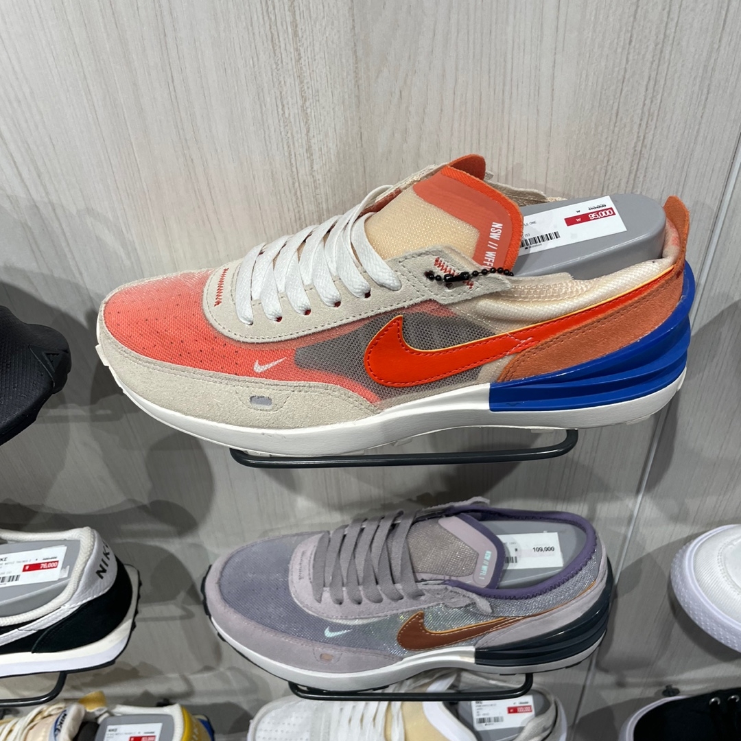 (W) Nike Waffle One Pearl White Rush Orange, (W) Nike Waffle One Underbrush 착용 스타일 - 1