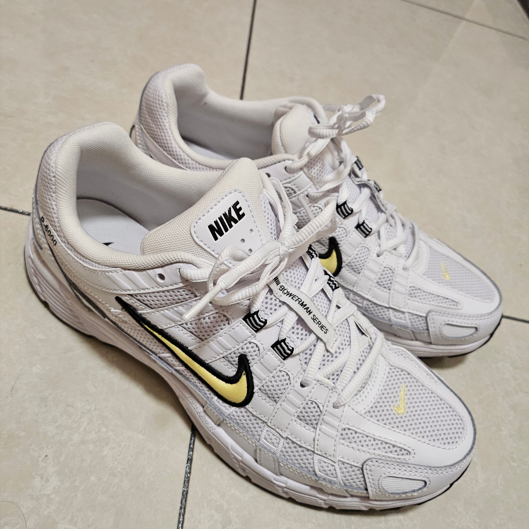 Nike P-6000 White Lemon Chiffon 착용 스타일