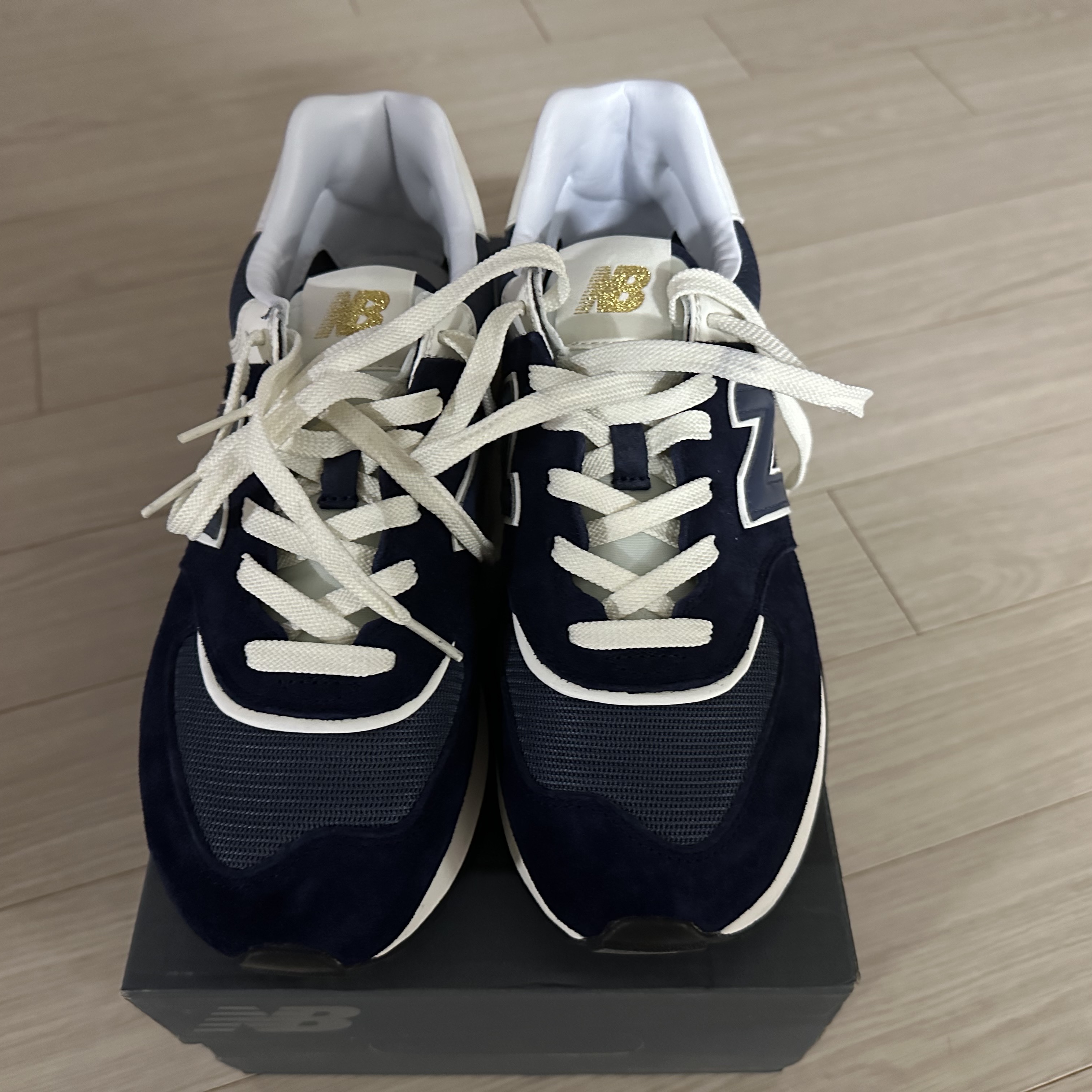 New Balance 574 Legacy Navy 착용 스타일 - 2