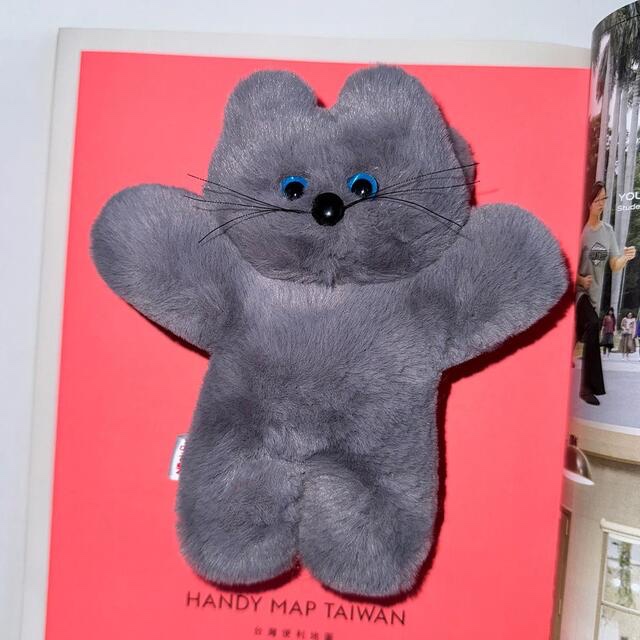 Lelbobrown Little Cat Keyring Hendrix 착용 스타일
