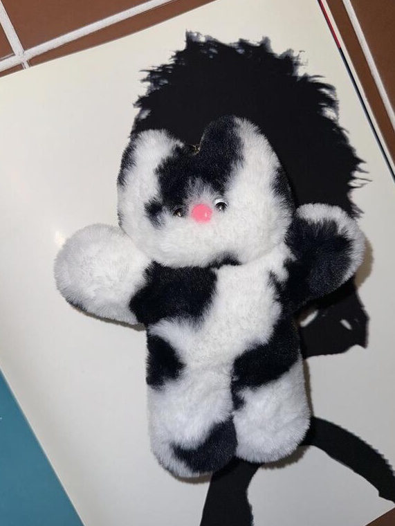 Lelbobrown Little Cat Keyring Mika 착용 스타일