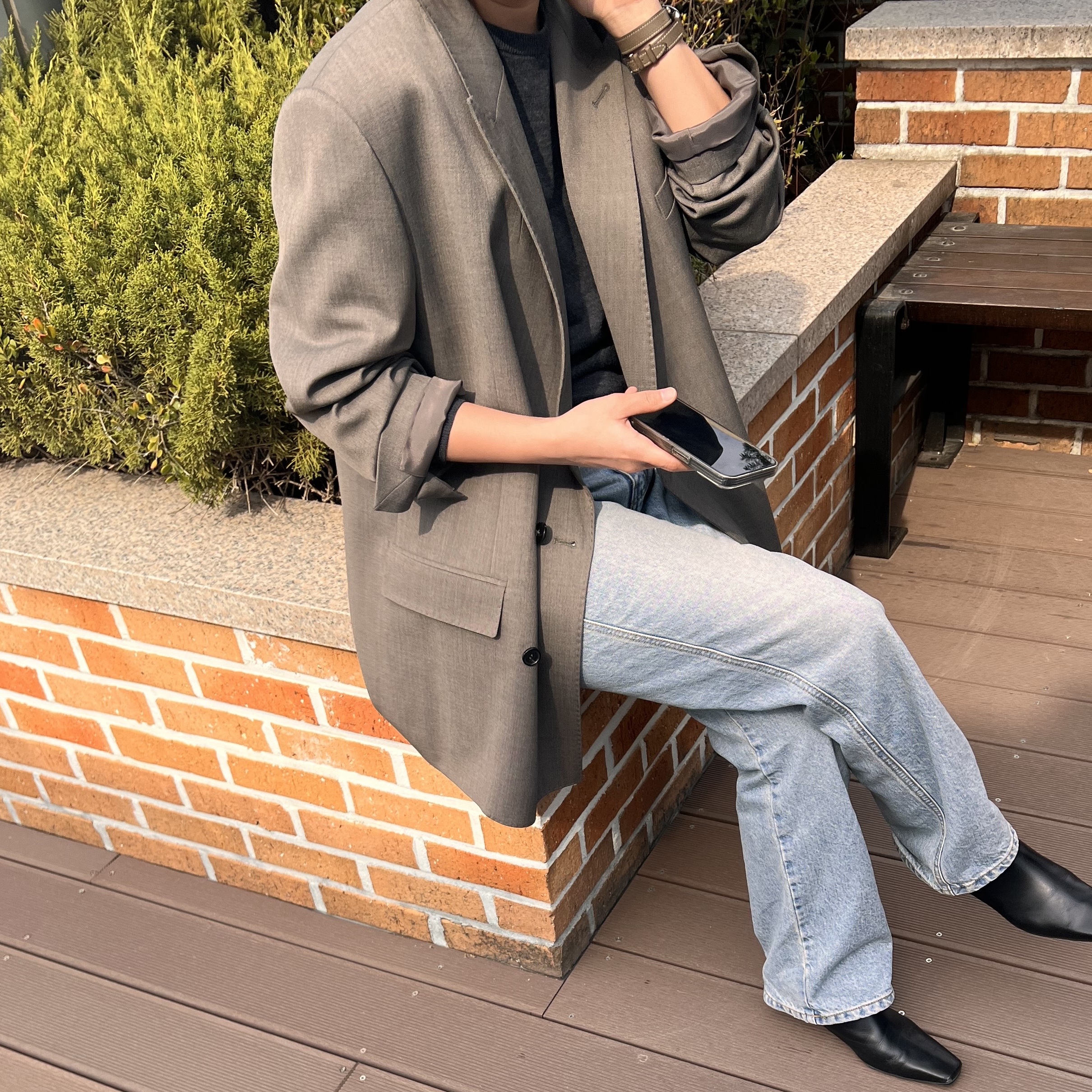 [KREAM 단독] L'H.A.S De Base Genderless Double Breasted Mens Jacket - Khaki 착용 스타일 - 2