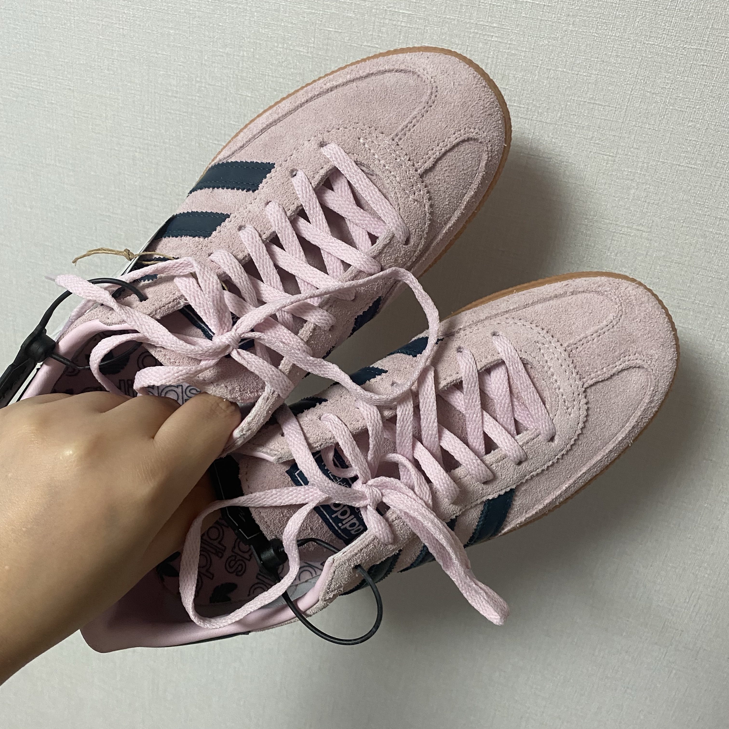 (W) Adidas Spezial Handball Clear Pink 착용 스타일
