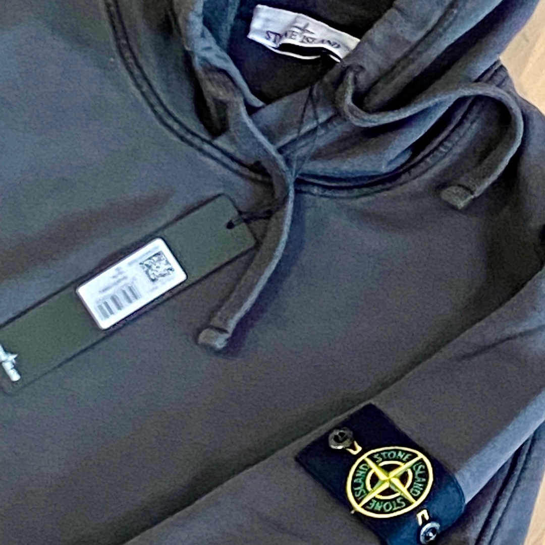 Stone Island 64151 Cotton Fleece Hooded Sweatshirt Dark Grey - 24SS, Stone Island 64151 Cotton Fleece Hooded Sweatshirt Dark Grey - 22SS 착용 스타일 - 1
