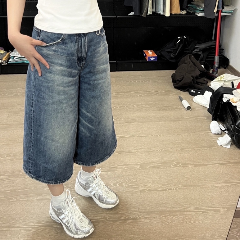New Balance 1906R Urbancore Silver 착용 스타일